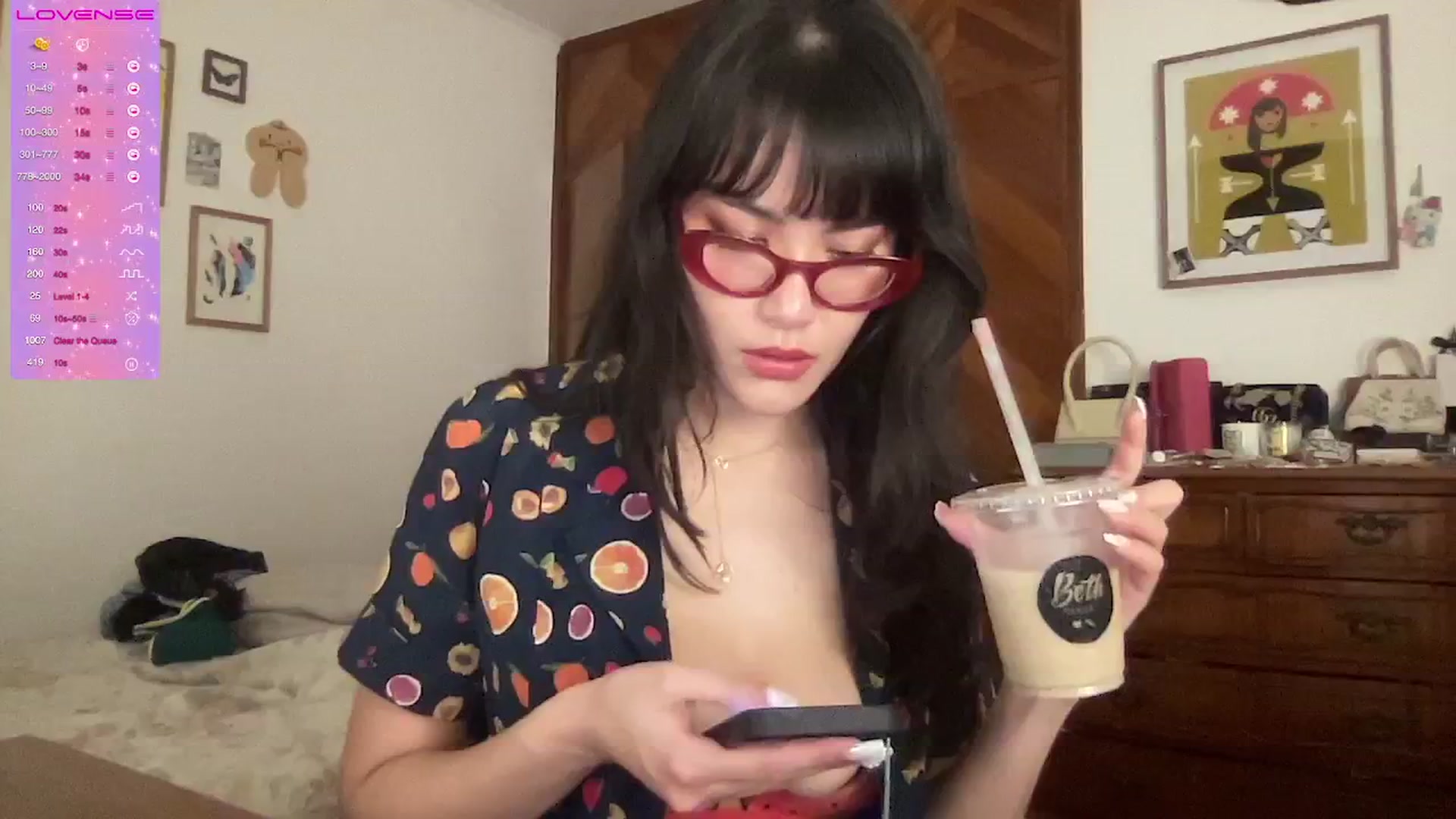 Gallery image thumbnail from LuluArtist's myfreecams stream on, 10/03/2024, 06:08 image 1 of 20