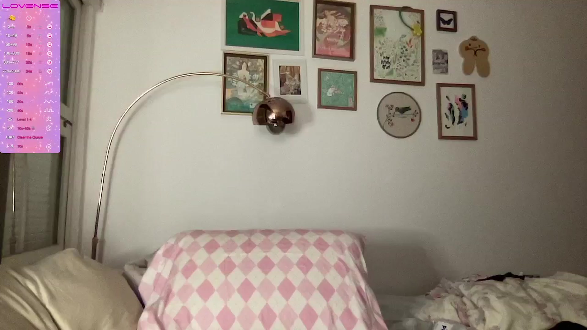 Gallery image thumbnail from LuluArtist's myfreecams stream on, 10/17/2024, 03:35 image 8 of 20