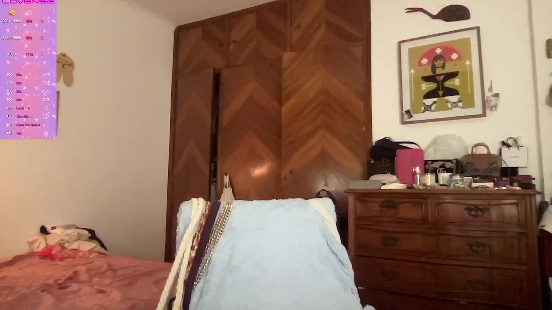 Gallery image thumbnail from LuluArtist's myfreecams stream on, 12/13/2024, 02:32 image 14 of 20