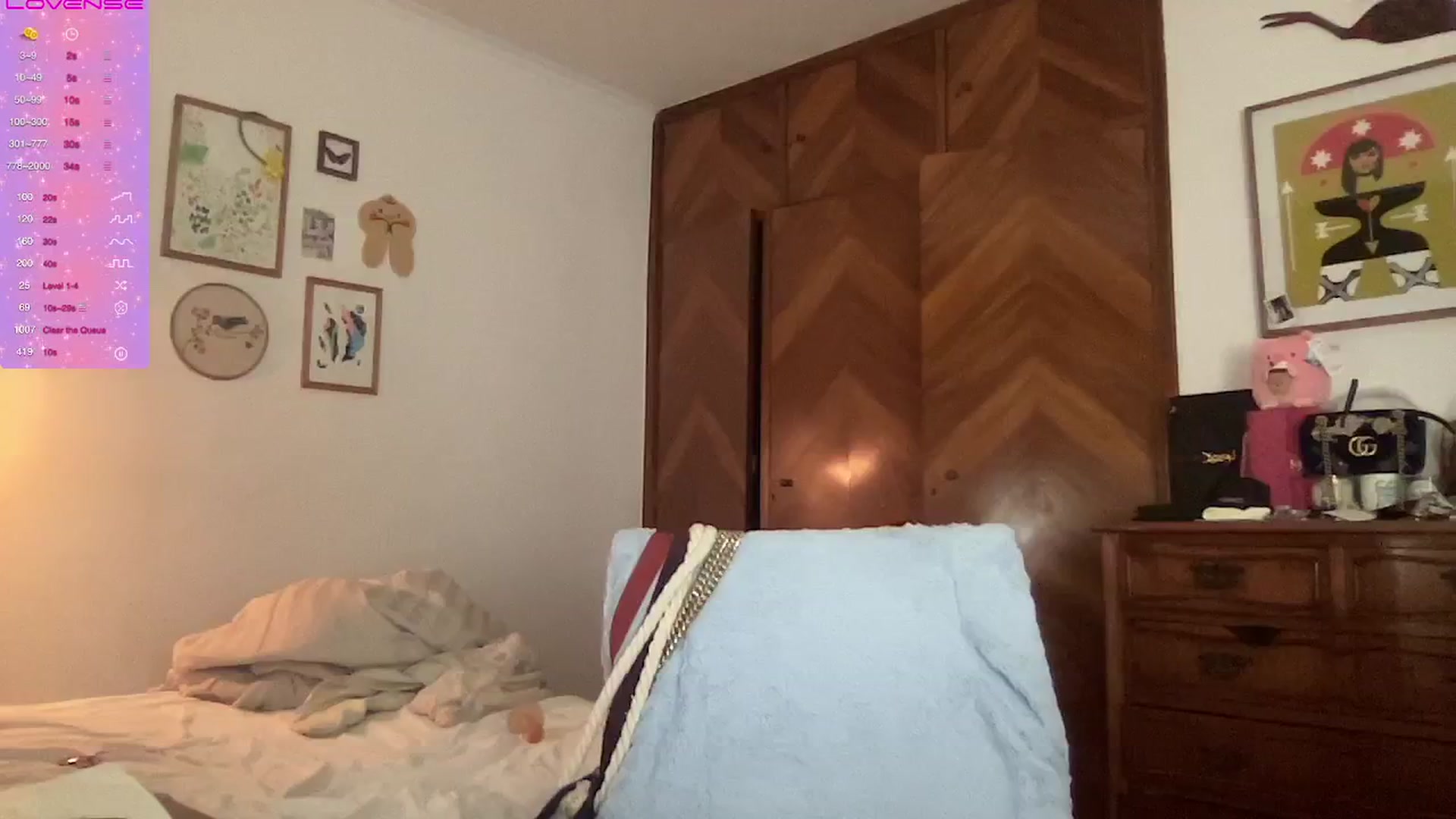 Gallery image thumbnail from LuluArtist's myfreecams stream on, 01/09/2025, 06:43 image 13 of 20