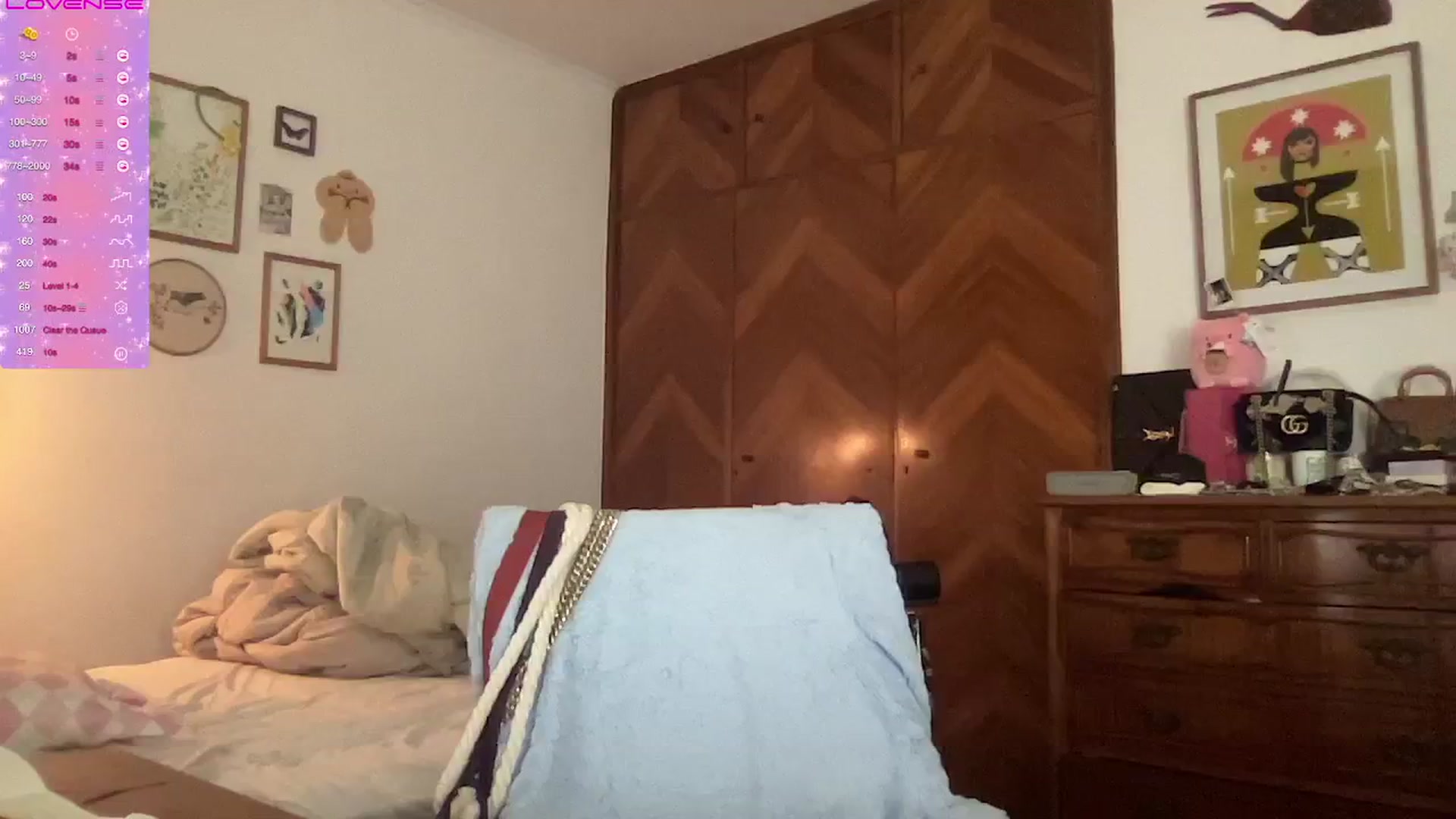 Gallery image thumbnail from LuluArtist's myfreecams stream on, 01/10/2025, 05:59 image 11 of 20