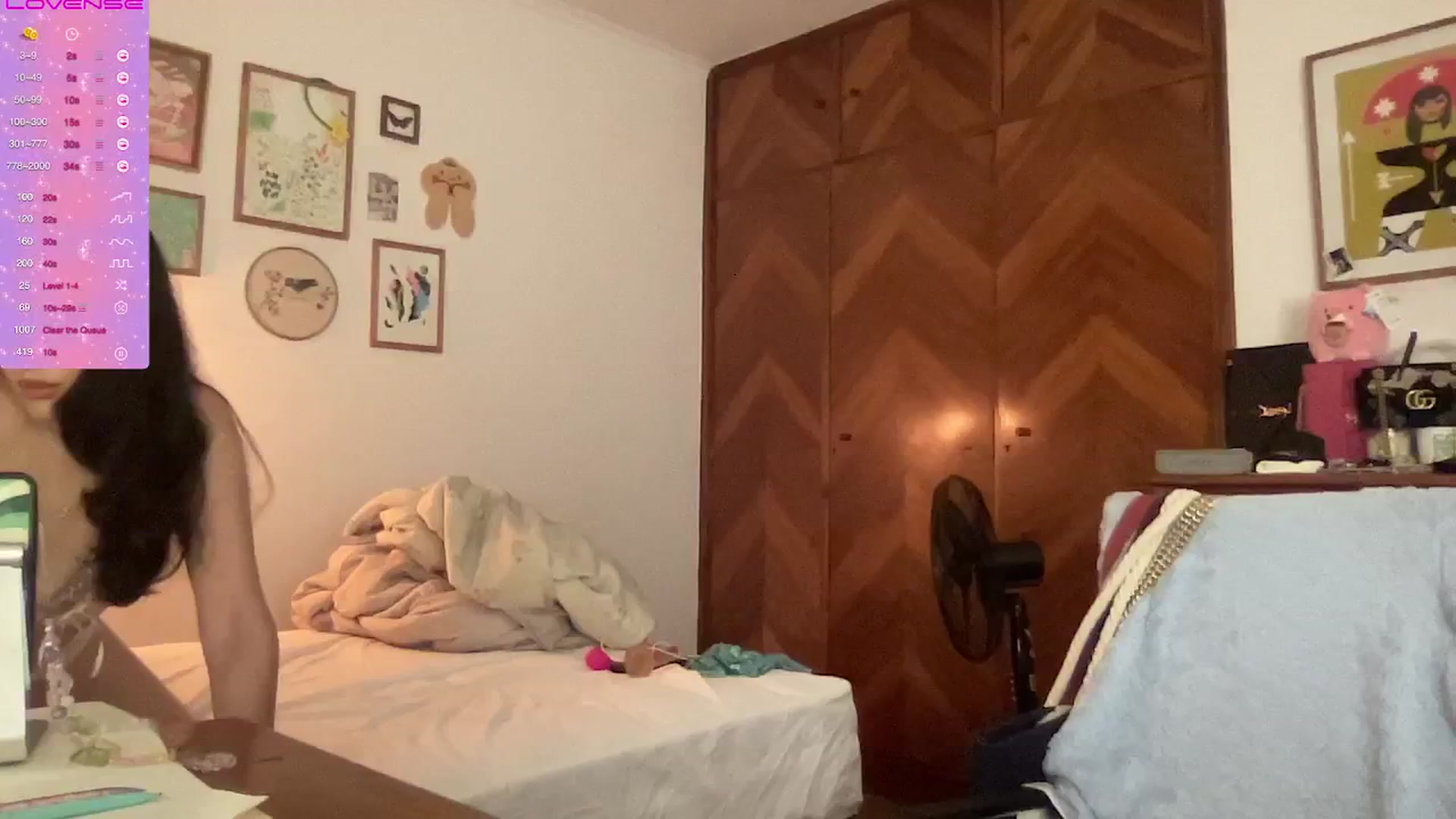 Gallery image thumbnail from LuluArtist's myfreecams stream on, 01/10/2025, 05:59 image 6 of 20