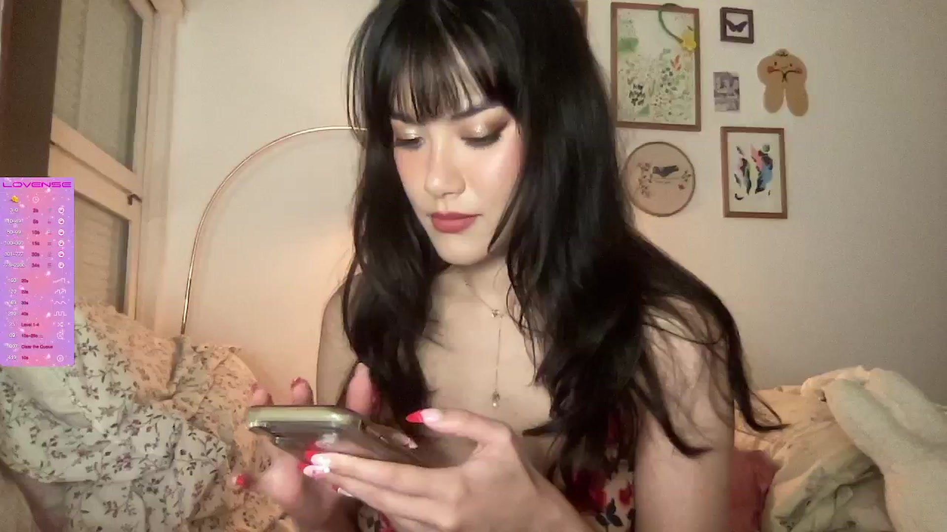 Gallery image thumbnail from LuluArtist's myfreecams stream on, 01/29/2025, 03:51 image 16 of 20