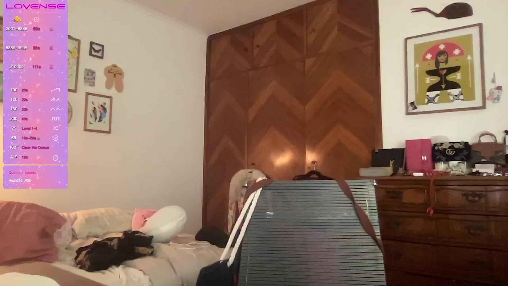 Gallery image thumbnail from LuluArtist's myfreecams stream on, 02/01/2025, 01:23 image 11 of 20