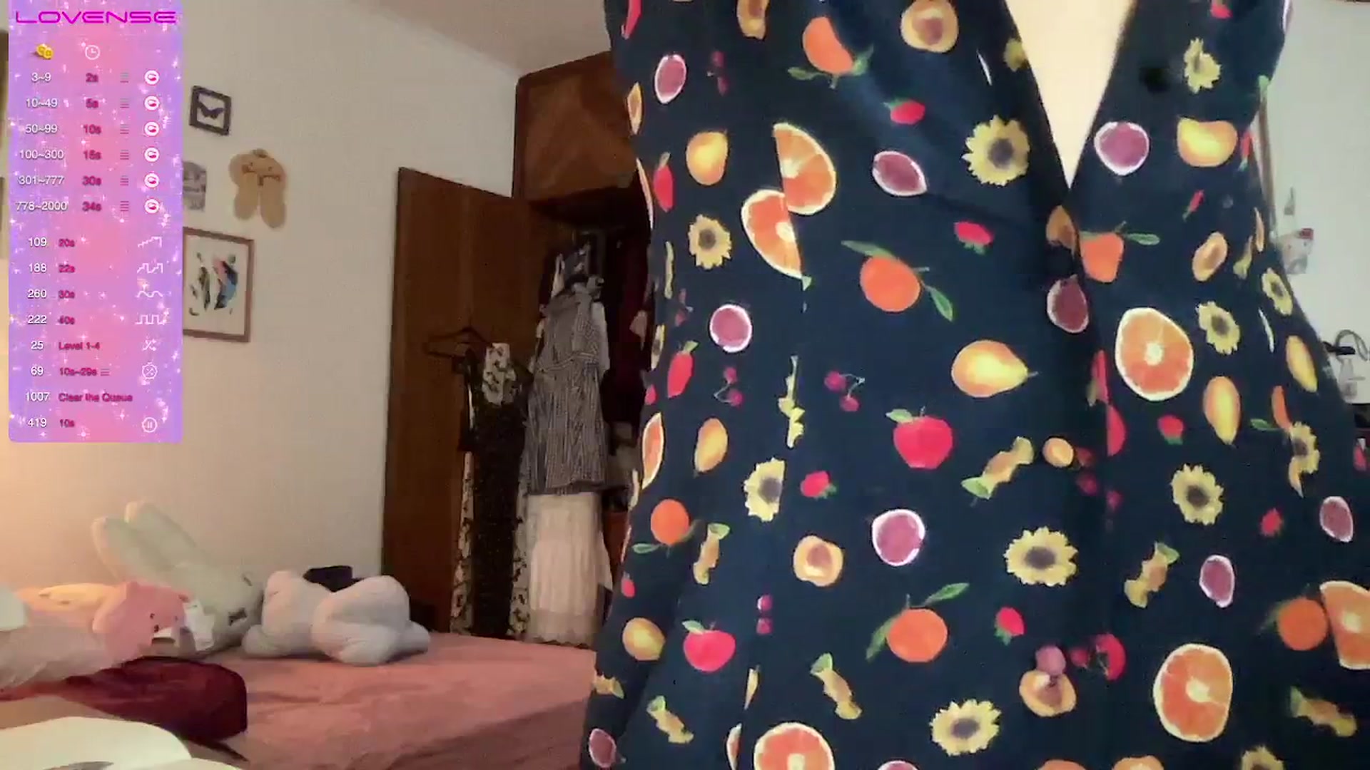 Gallery image thumbnail from LuluArtist's myfreecams stream on, 03/25/2025, 05:11 image 18 of 20