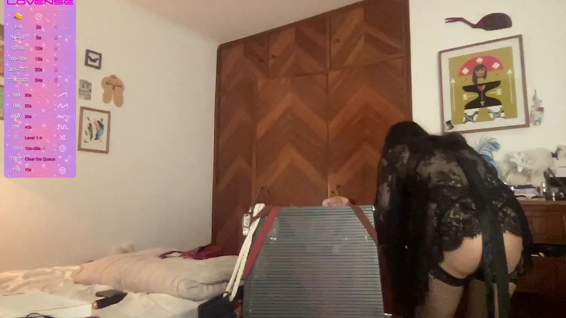 Gallery image thumbnail from LuluArtist's myfreecams stream on, 04/16/2025, 22:44 image 5 of 20
