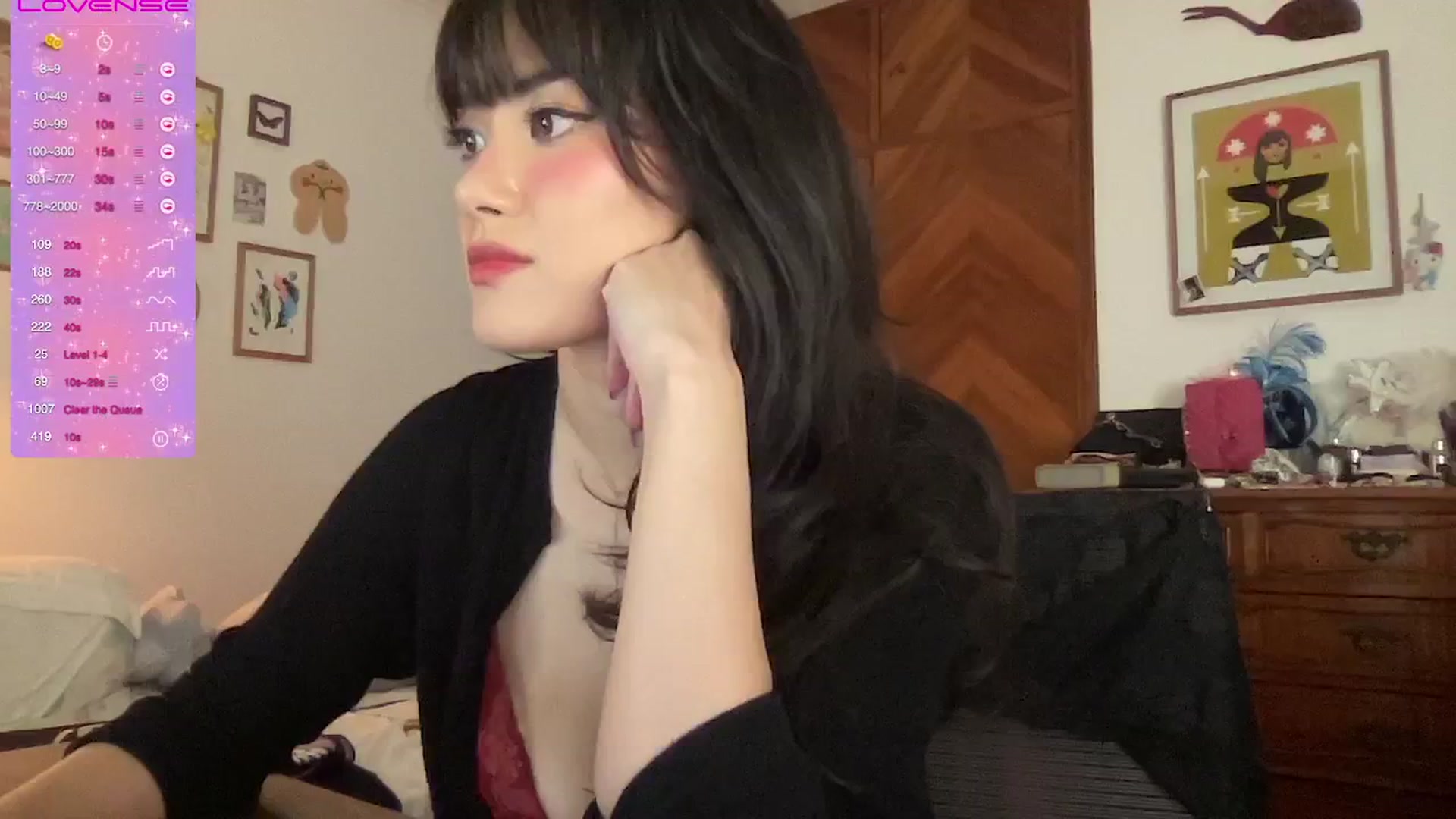 Gallery image thumbnail from LuluArtist's myfreecams stream on, 04/17/2025, 05:27 image 8 of 20
