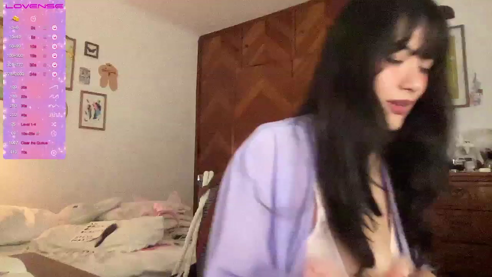 Gallery image thumbnail from LuluArtist's myfreecams stream on, 04/21/2025, 06:40 image 11 of 20