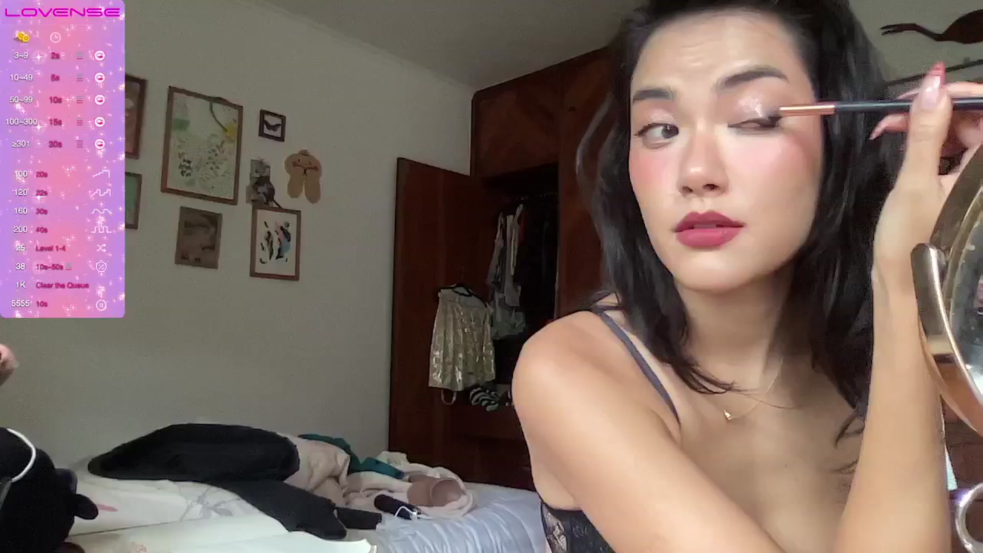 Gallery image thumbnail from LuluArtist's myfreecams stream on, 09/12/2025, 17:50 image 10 of 20