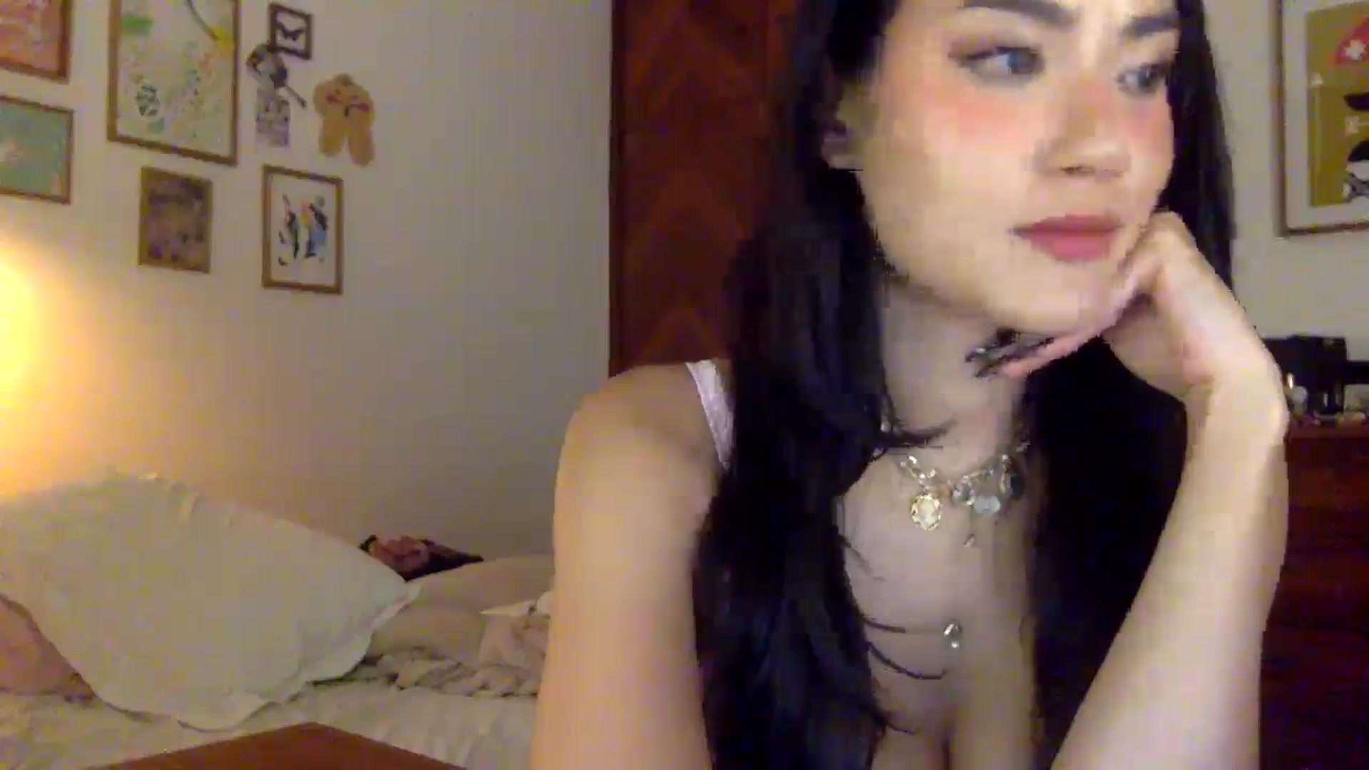 Gallery image thumbnail from LuluArtist's myfreecams stream on, 10/02/2025, 22:21 image 3 of 20