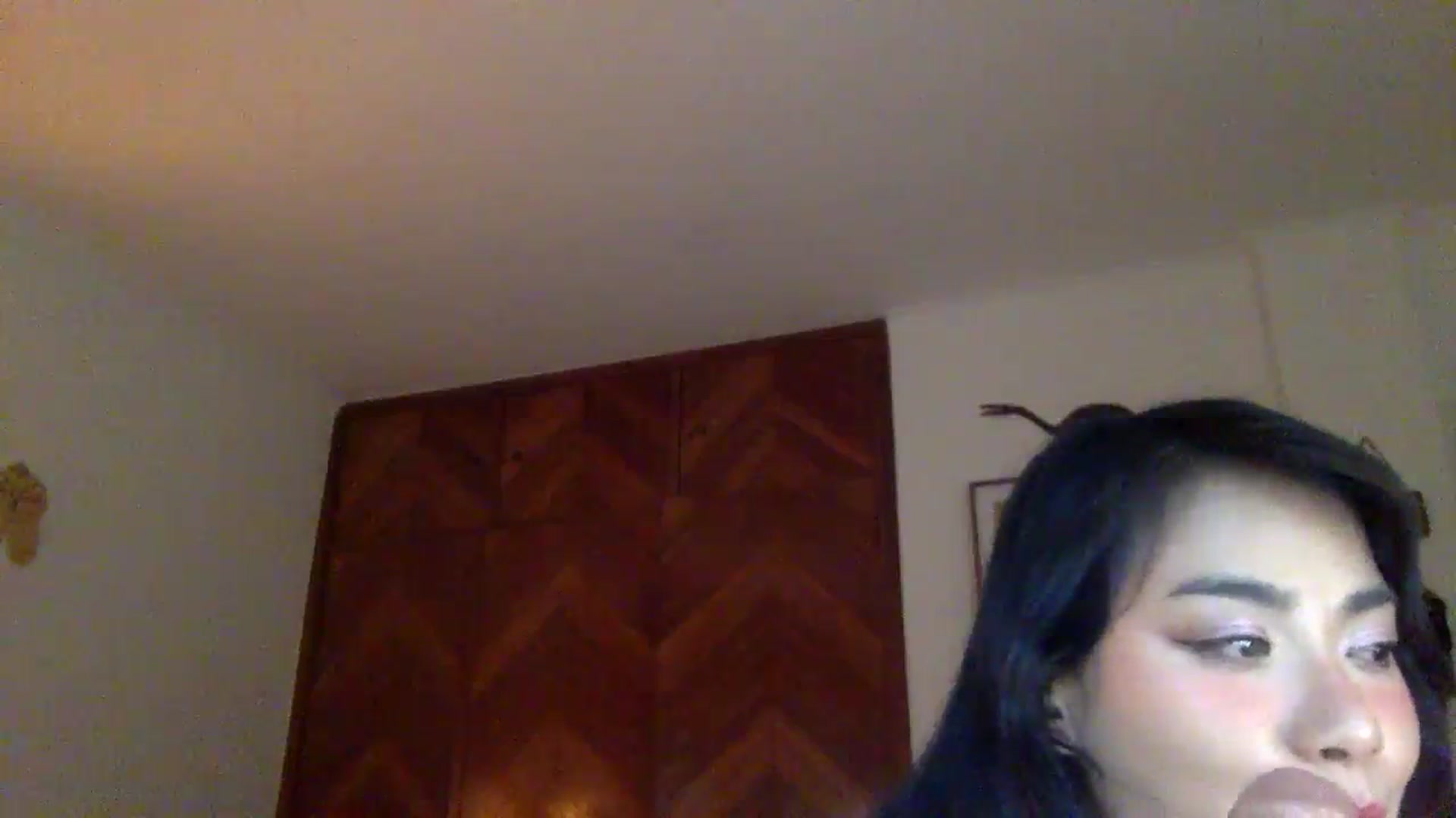 Gallery image thumbnail from LuluArtist's myfreecams stream on, 10/03/2025, 20:06 image 20 of 20