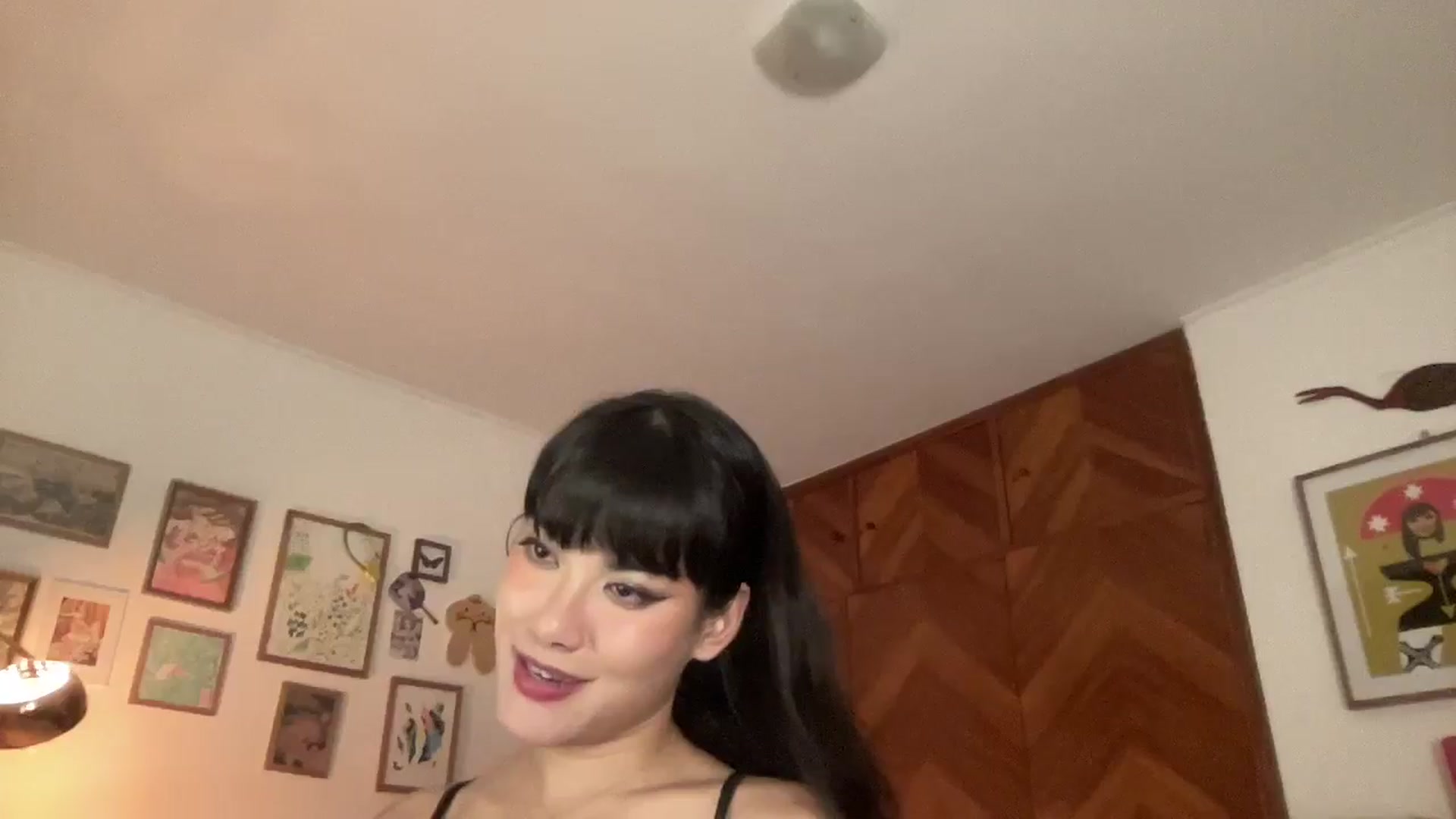 Gallery image thumbnail from LuluArtist's myfreecams stream on, 11/19/2025, 01:18 image 4 of 20