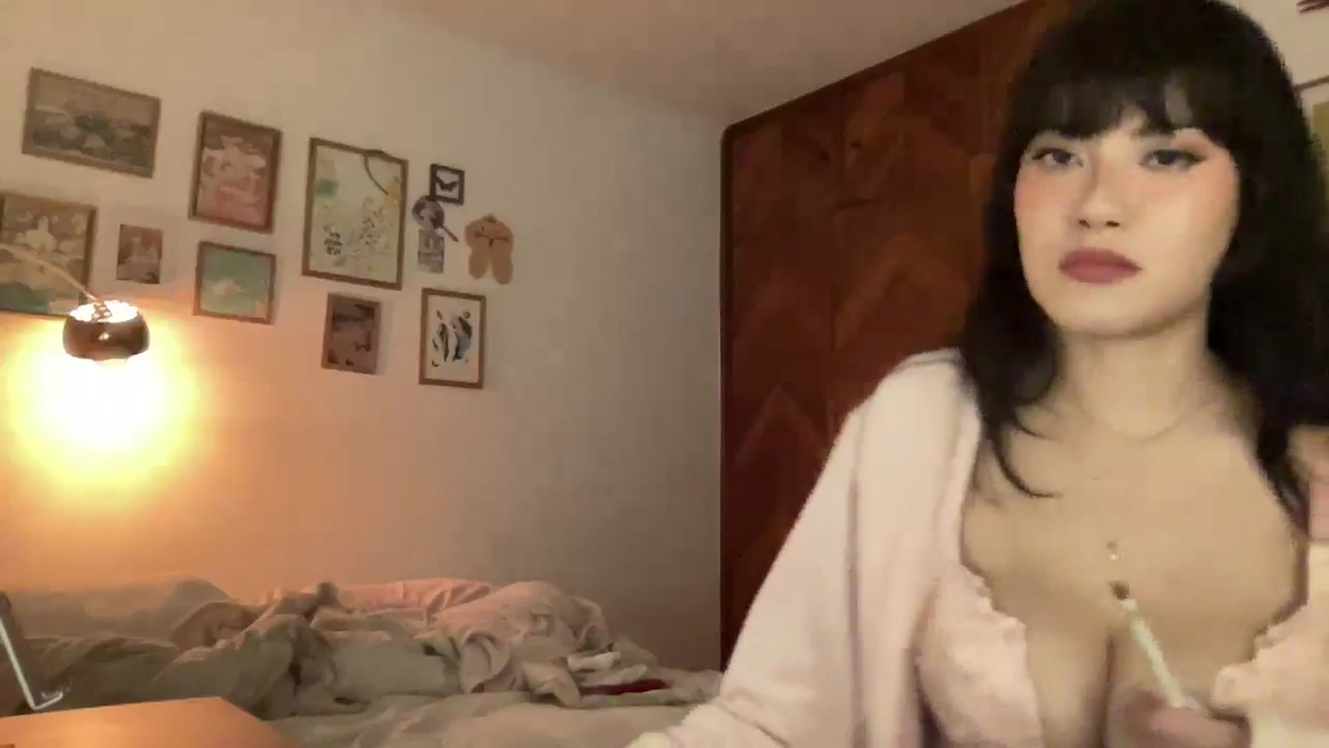 Gallery image thumbnail from LuluArtist's myfreecams stream on, 01/24/2026, 01:05 image 7 of 20