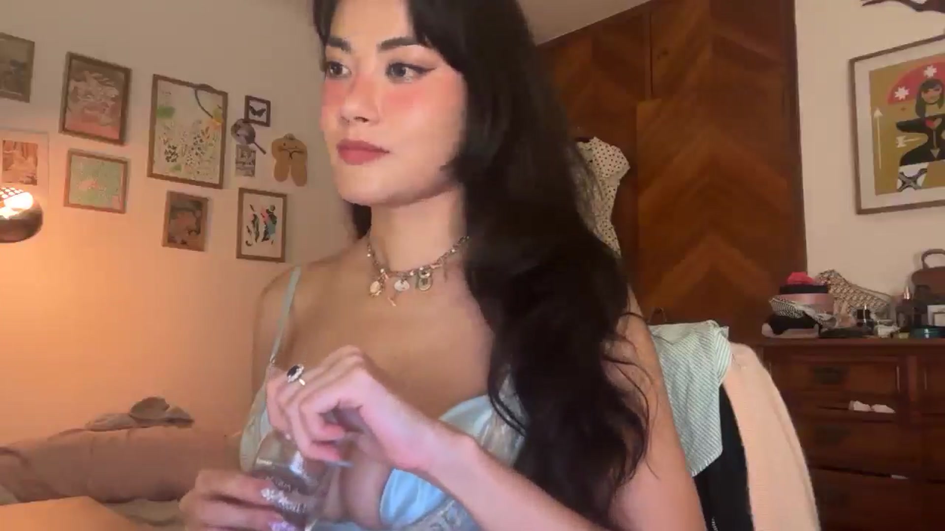 Gallery image thumbnail from LuluArtist's myfreecams stream on, 03/16/2026, 02:34 image 10 of 20