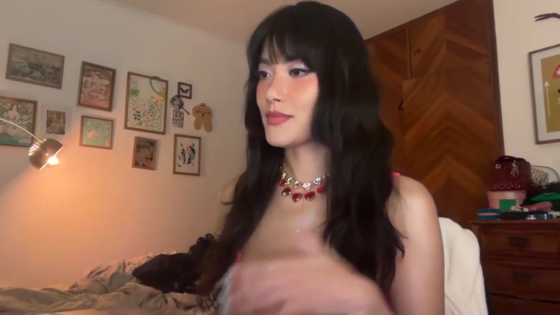 Gallery image thumbnail from LuluArtist's myfreecams stream on, 05/08/2026, 24:36 image 4 of 20