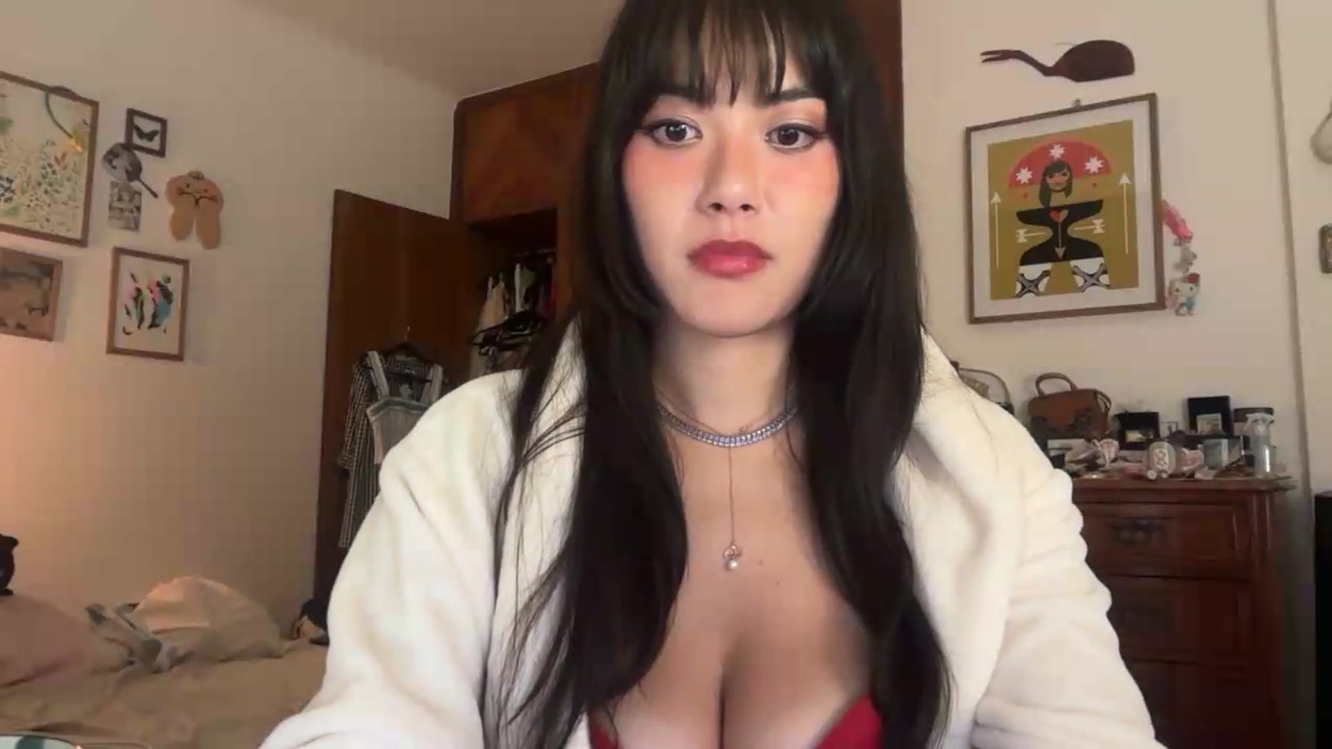 Gallery image thumbnail from LuluArtist's myfreecams stream on, 05/12/2026, 02:35 image 8 of 20