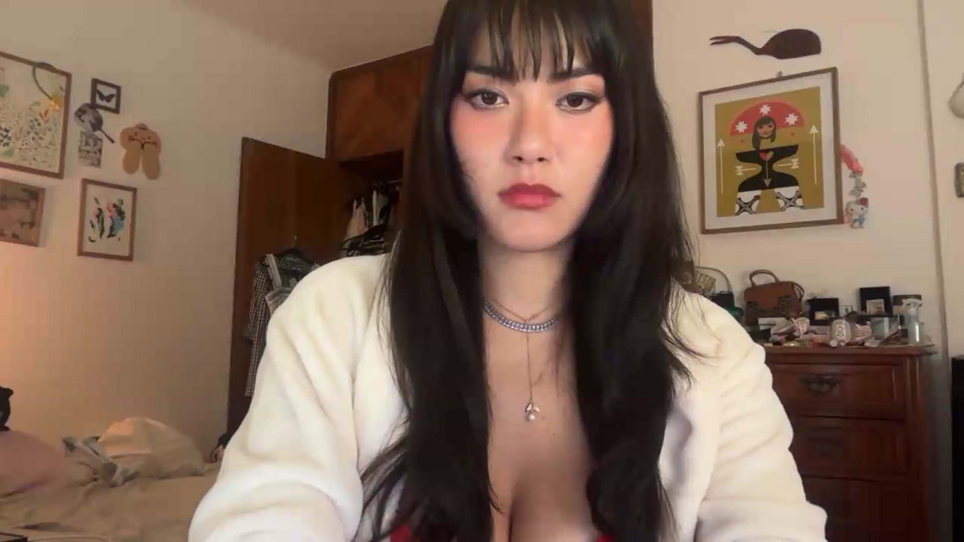 Gallery image thumbnail from LuluArtist's myfreecams stream on, 05/12/2026, 02:35 image 19 of 20