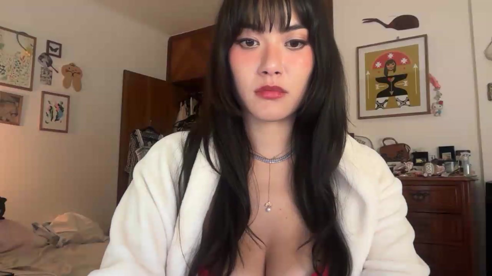 Gallery image thumbnail from LuluArtist's myfreecams stream on, 05/12/2026, 02:35 image 13 of 20