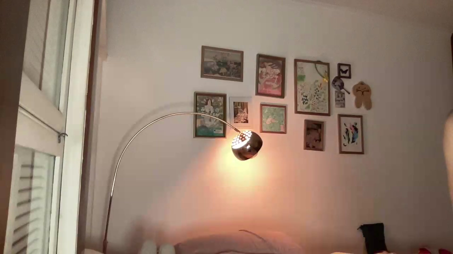Gallery image thumbnail from LuluArtist's myfreecams stream on, 05/20/2026, 24:49 image 8 of 20