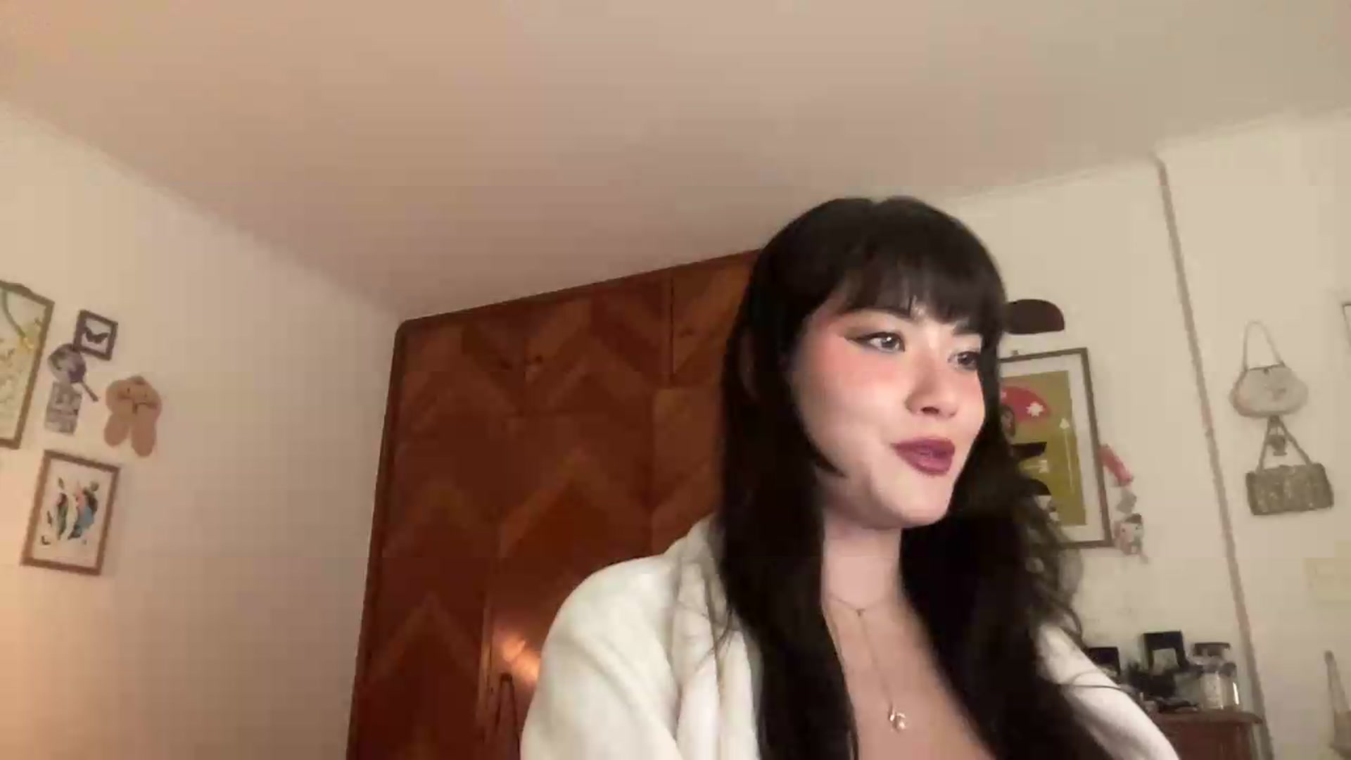 Gallery image thumbnail from LuluArtist's myfreecams stream on, 05/23/2026, 24:05 image 5 of 20