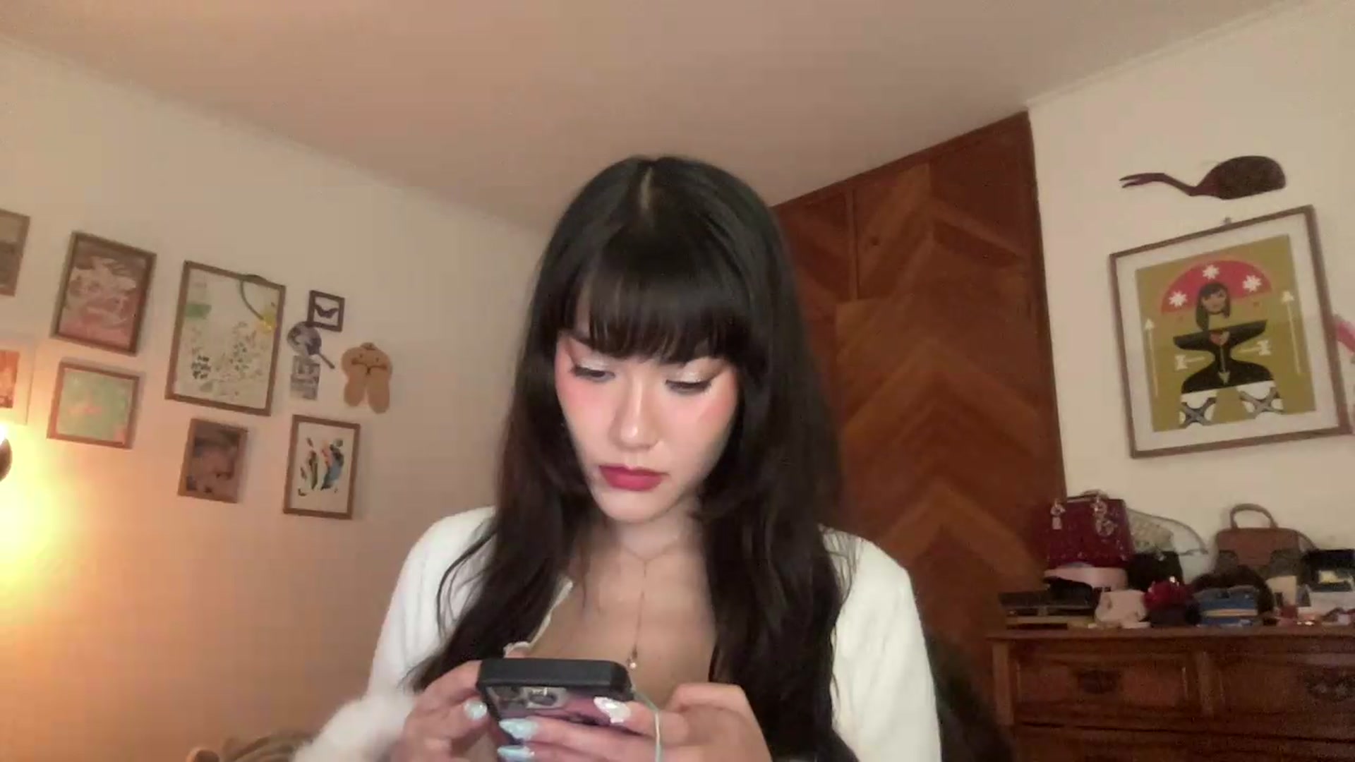 Gallery image thumbnail from LuluArtist's myfreecams stream on, 05/26/2026, 24:34 image 15 of 20