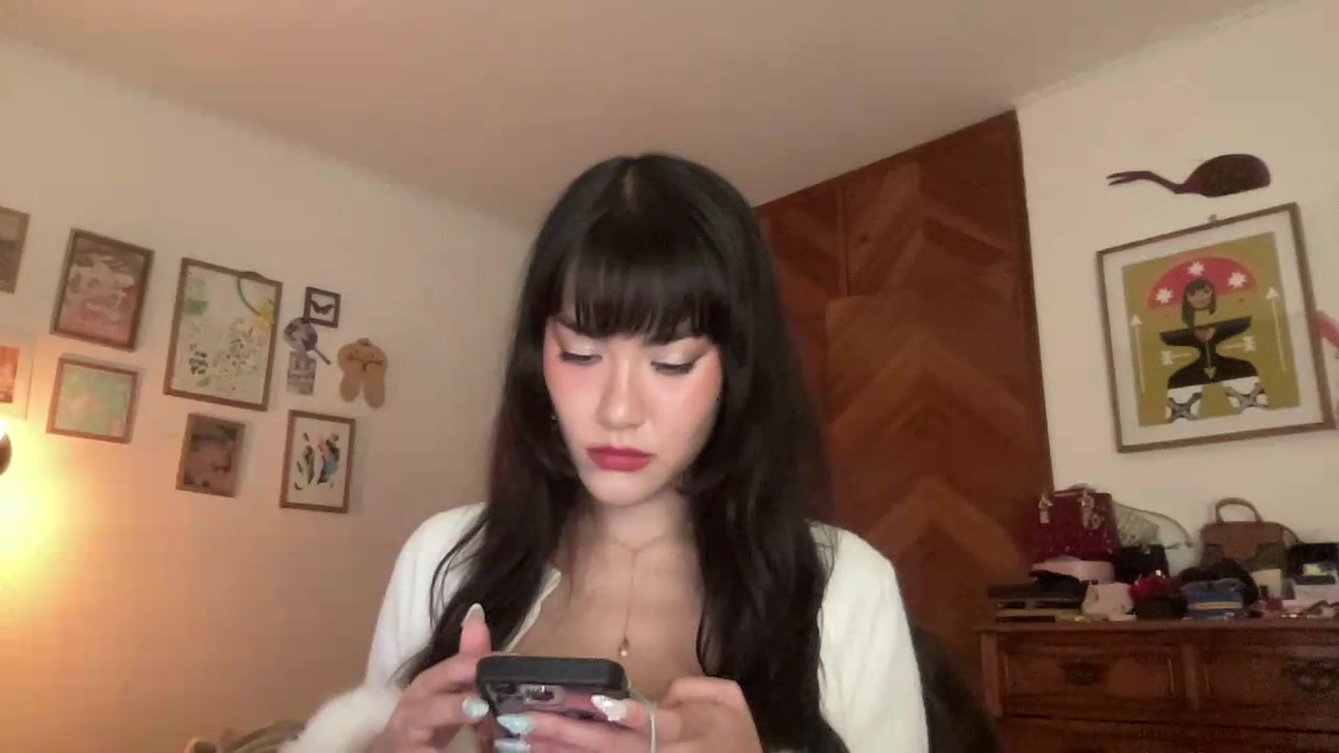 Gallery image thumbnail from LuluArtist's myfreecams stream on, 05/26/2026, 24:34 image 13 of 20