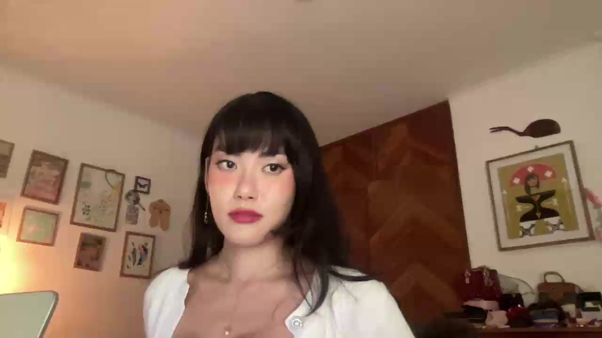Gallery image thumbnail from LuluArtist's myfreecams stream on, 05/26/2026, 24:34 image 1 of 20