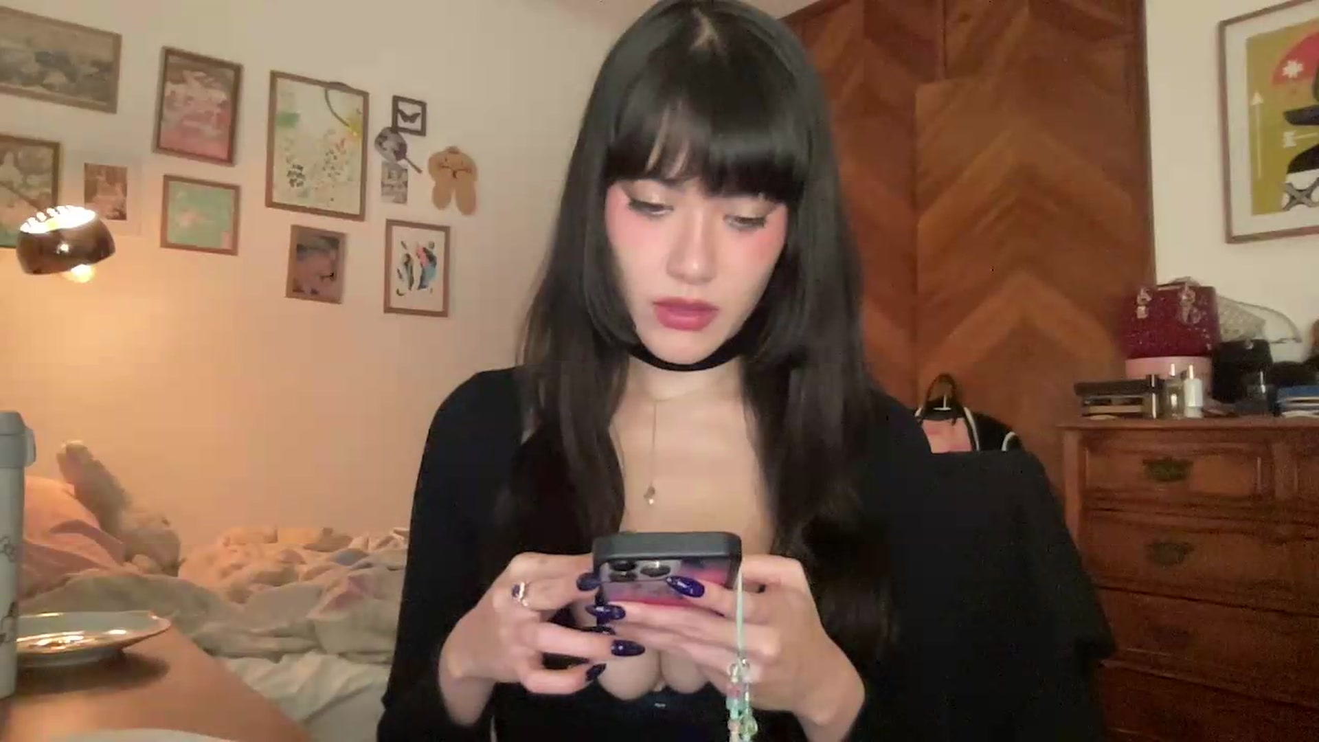 Gallery image thumbnail from LuluArtist's myfreecams stream on, 05/30/2026, 03:06 image 12 of 20