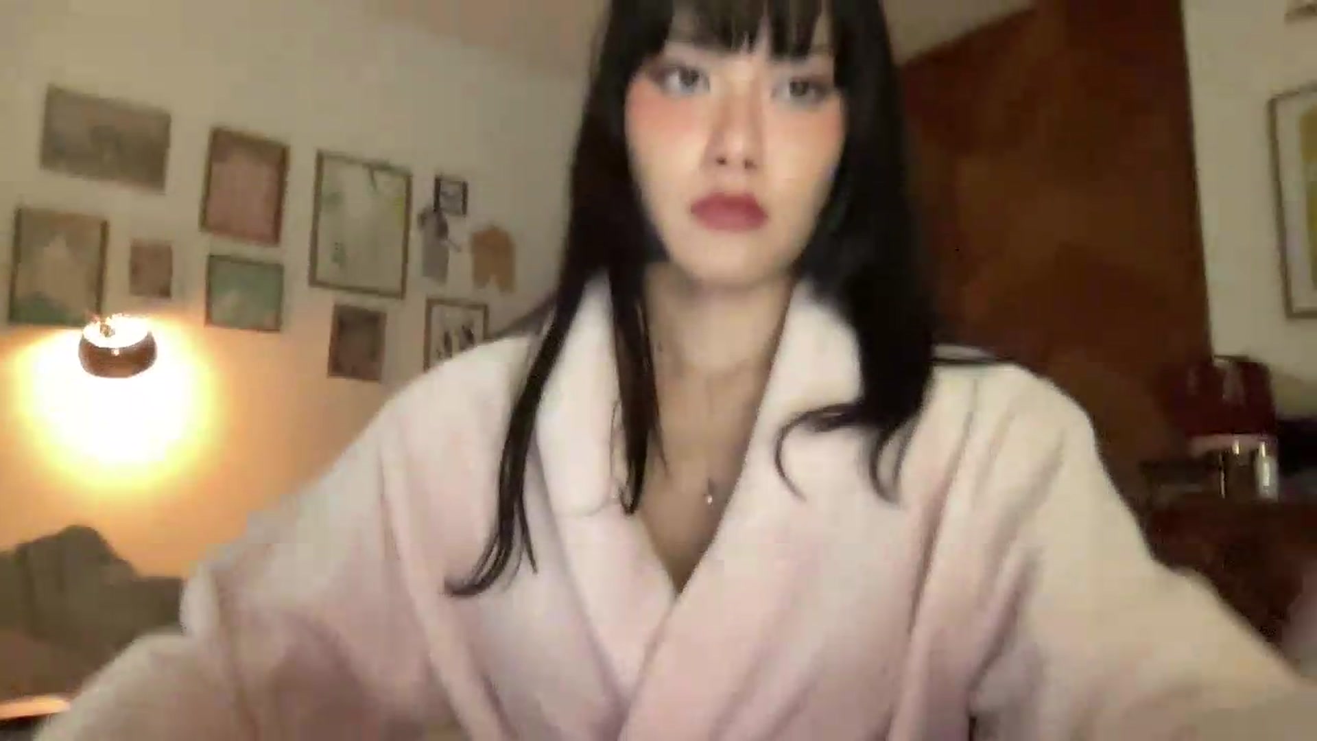 Gallery image thumbnail from LuluArtist's myfreecams stream on, 06/02/2026, 24:01 image 8 of 20