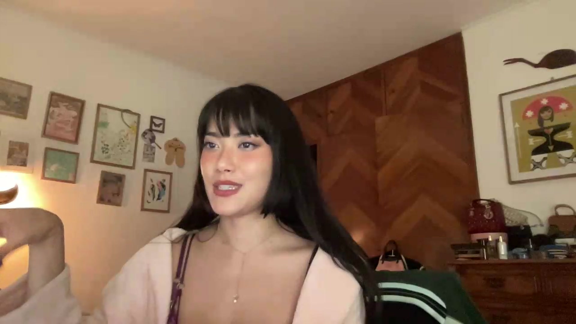 Gallery image thumbnail from LuluArtist's myfreecams stream on, 06/02/2026, 24:16 image 5 of 20