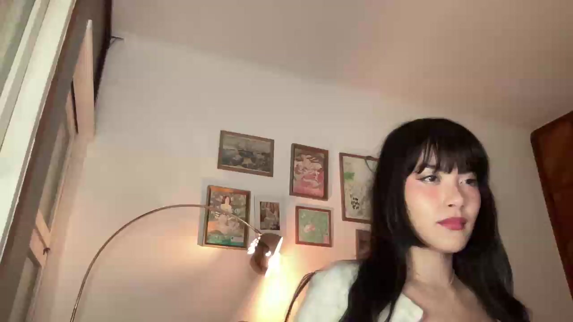 Gallery image thumbnail from LuluArtist's myfreecams stream on, 06/19/2026, 01:49 image 15 of 20