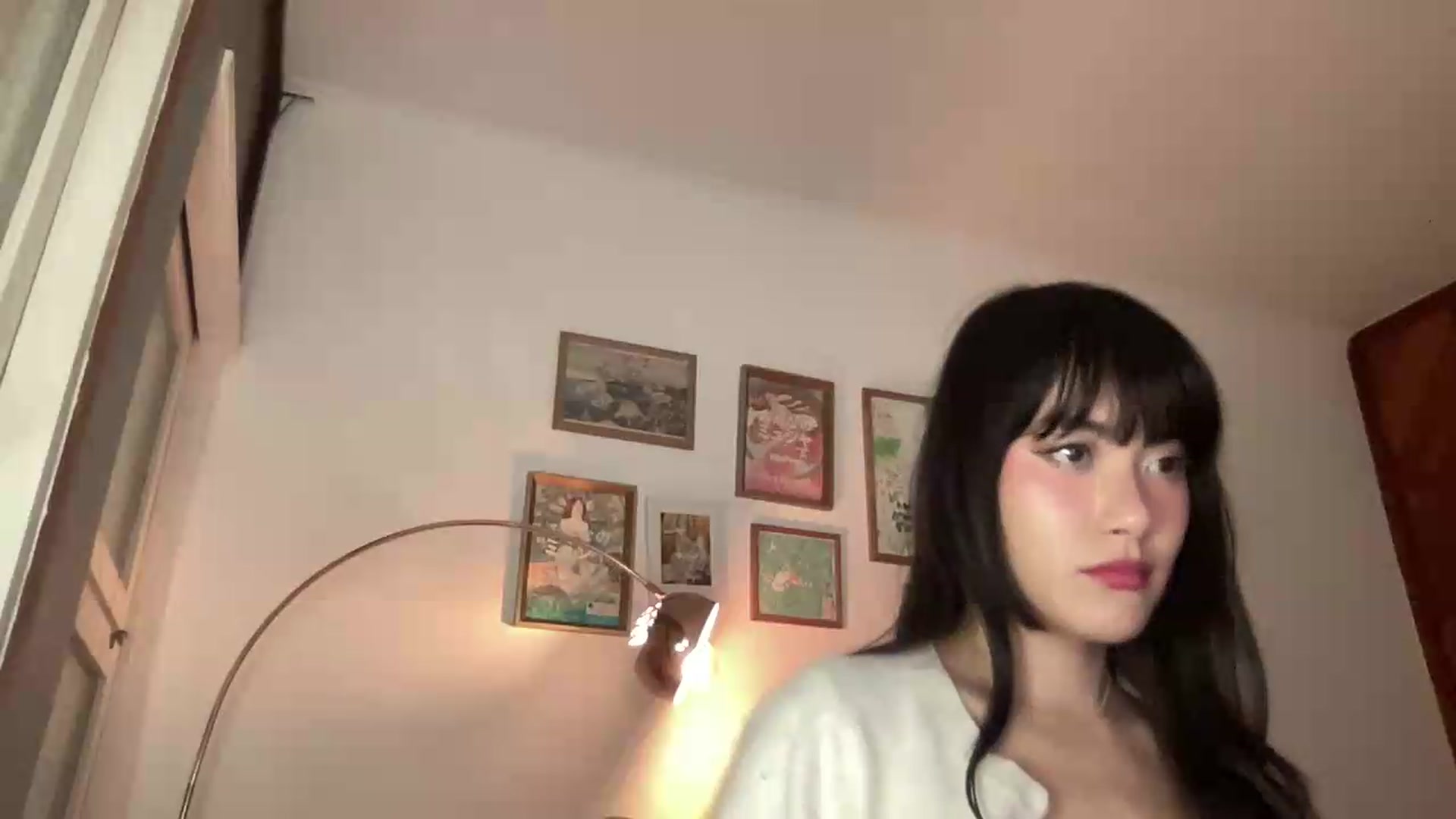 Gallery image thumbnail from LuluArtist's myfreecams stream on, 06/19/2026, 01:49 image 11 of 20