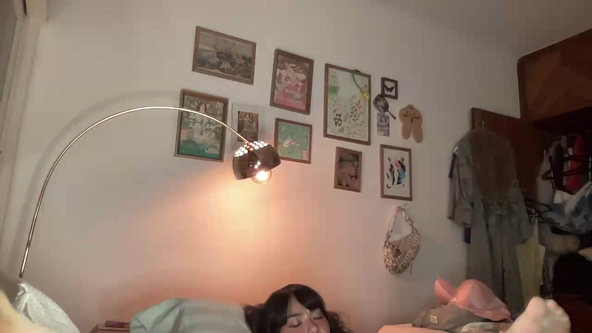 Gallery image thumbnail from LuluArtist's myfreecams stream on, 06/26/2026, 23:34 image 17 of 20
