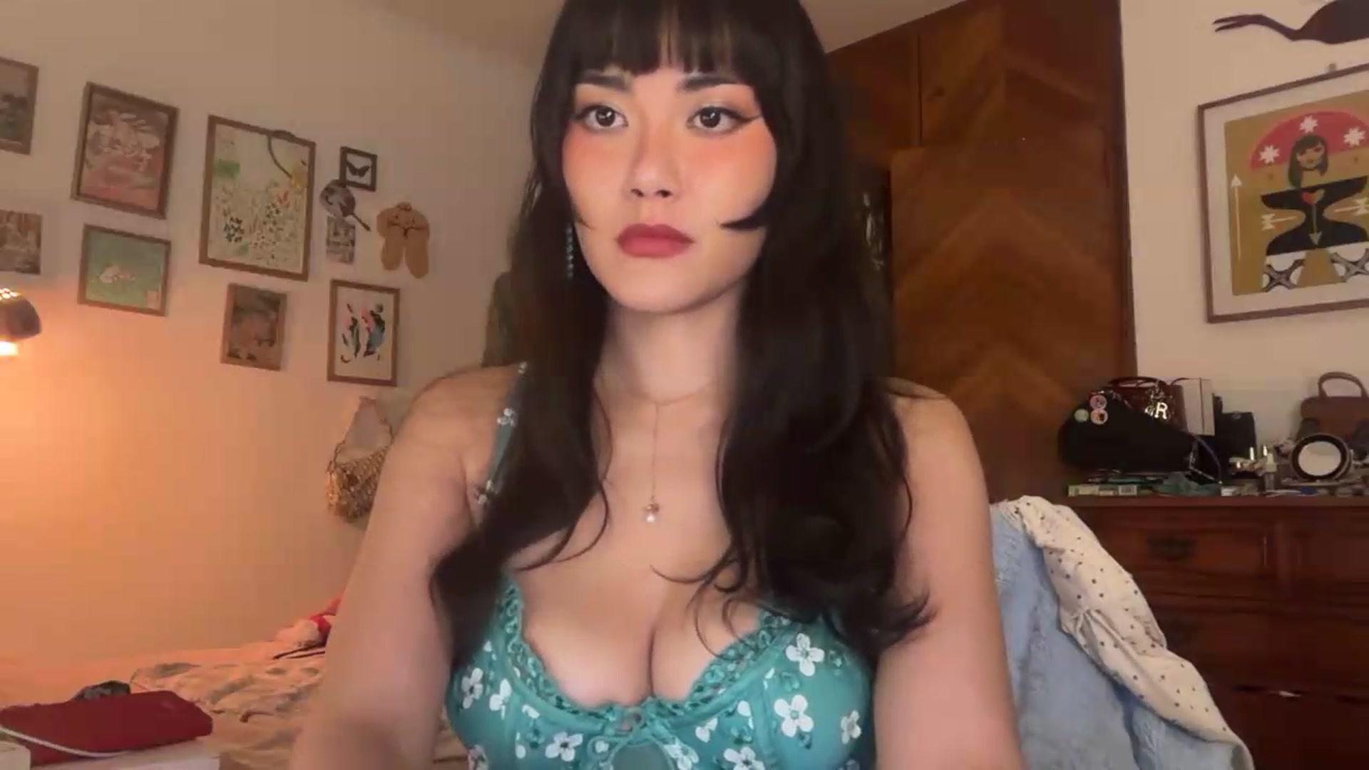 Gallery image thumbnail from LuluArtist's myfreecams stream on, 07/20/2026, 22:41 image 13 of 20