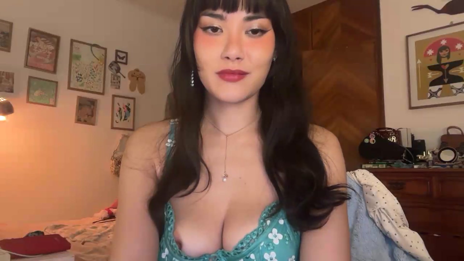 Gallery image thumbnail from LuluArtist's myfreecams stream on, 07/20/2026, 22:41 image 17 of 20