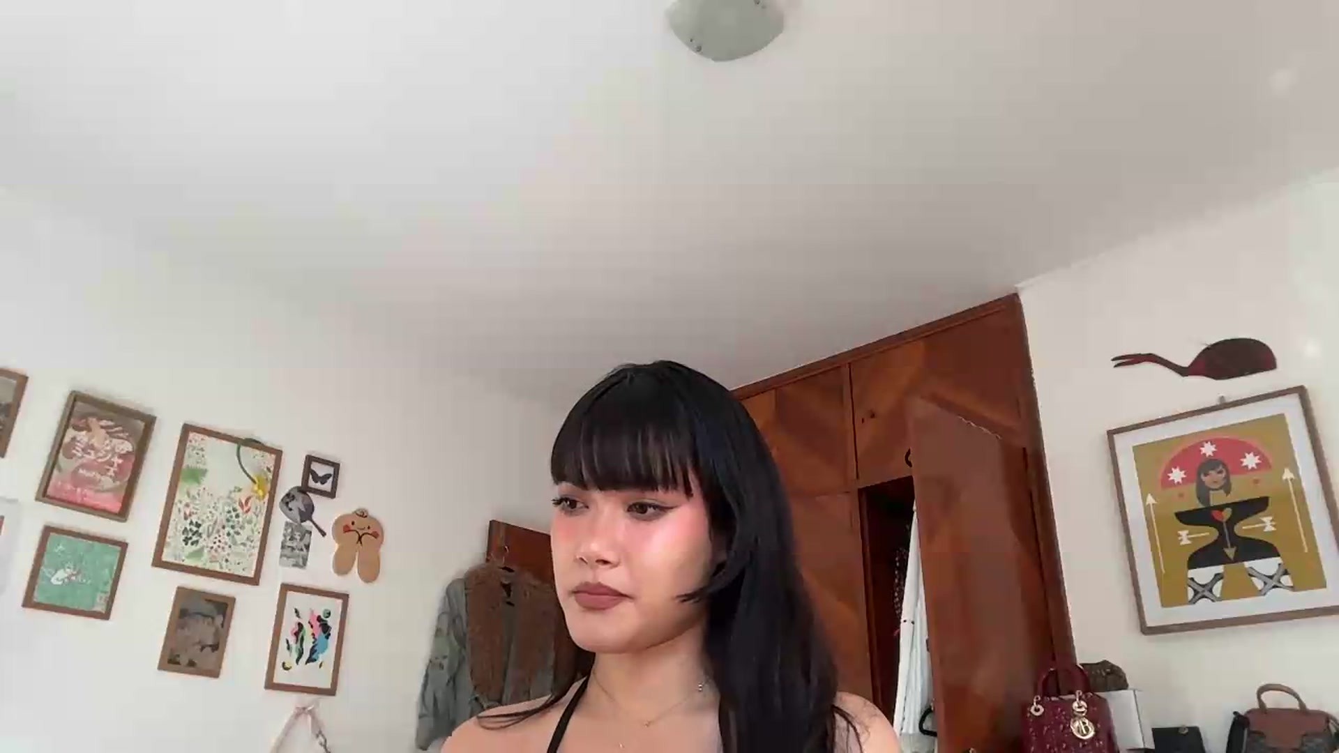 Gallery image thumbnail from LuluArtist's myfreecams stream on, 08/20/2026, 18:51 image 19 of 20
