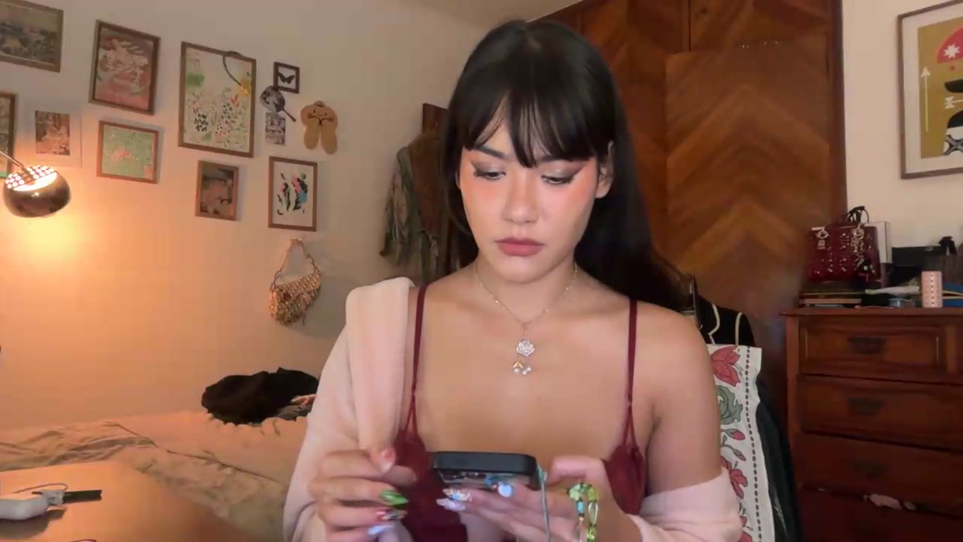 Gallery image thumbnail from LuluArtist's myfreecams stream on, 08/27/2026, 24:56 image 4 of 20