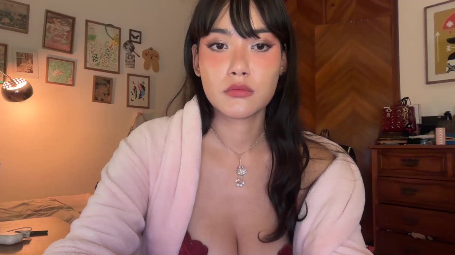 Gallery image thumbnail from LuluArtist's myfreecams stream on, 08/27/2026, 24:56 image 14 of 20