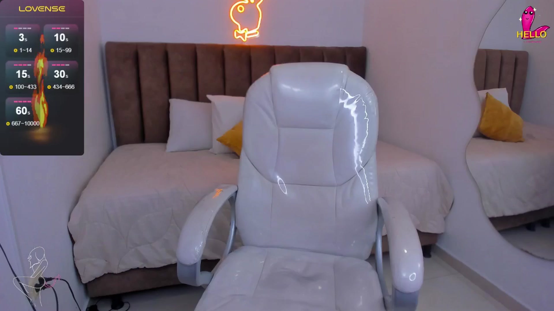 Gallery image thumbnail from Lulu_girl's myfreecams stream on, 12/11/2024, 10:48 image 10 of 20