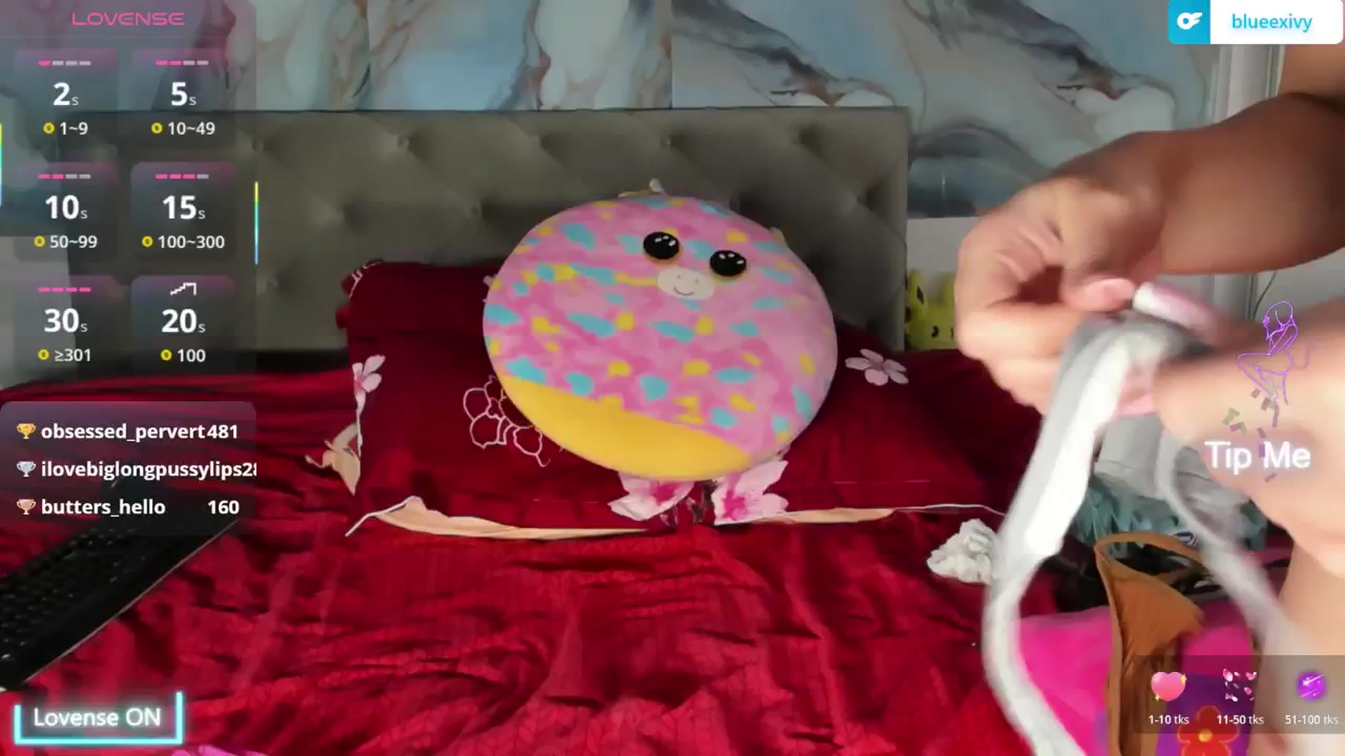 Gallery image thumbnail from Luluubloom's myfreecams stream on, 11/16/2025, 24:44 image 18 of 20