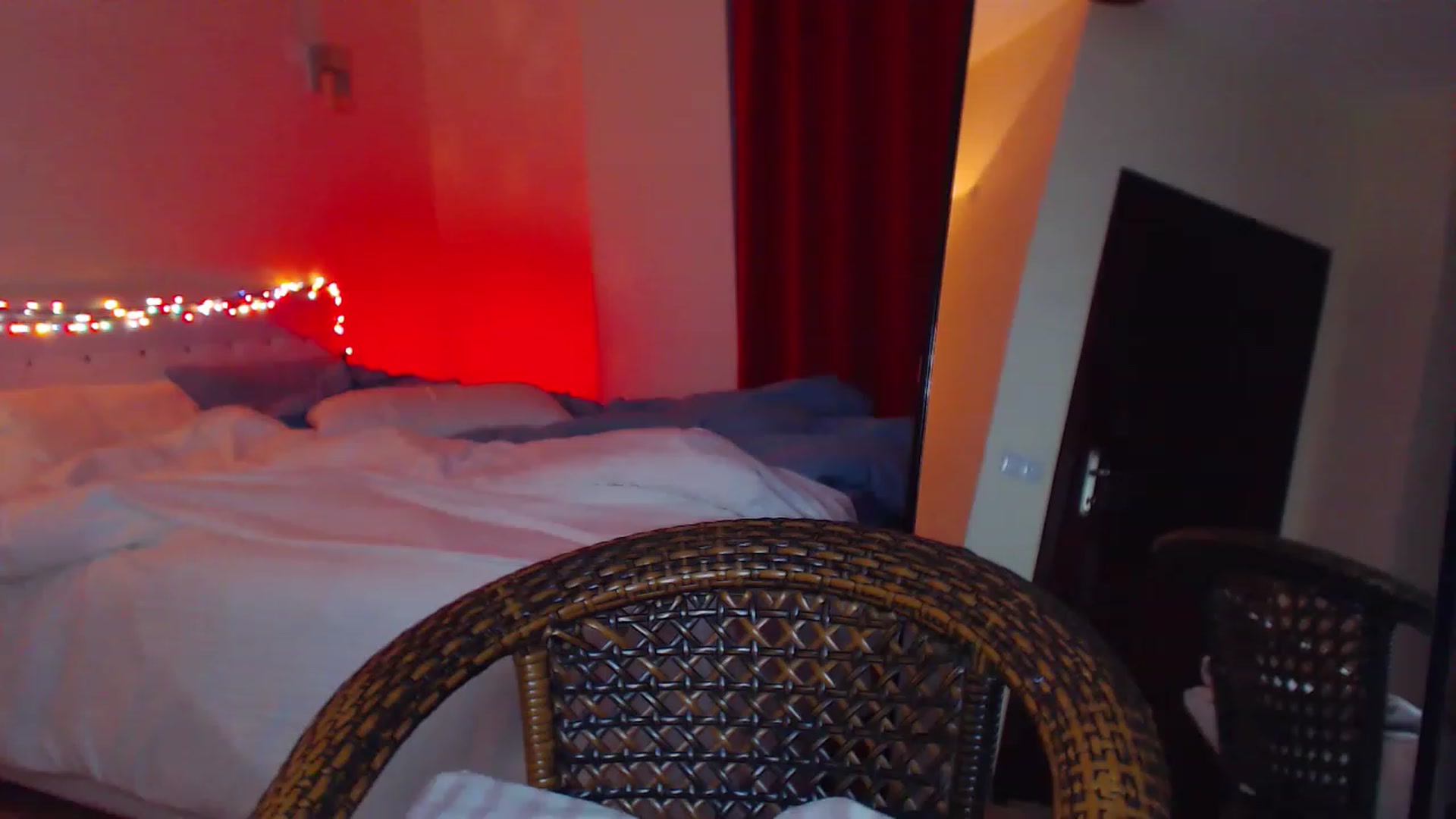 Gallery image thumbnail from Lumiere_Fleur's myfreecams stream on, 12/23/2022, 19:08 image 9 of 20