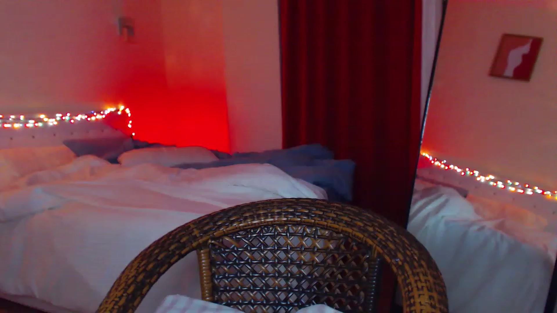 Gallery image thumbnail from Lumiere_Fleur's myfreecams stream on, 12/23/2022, 19:08 image 15 of 20