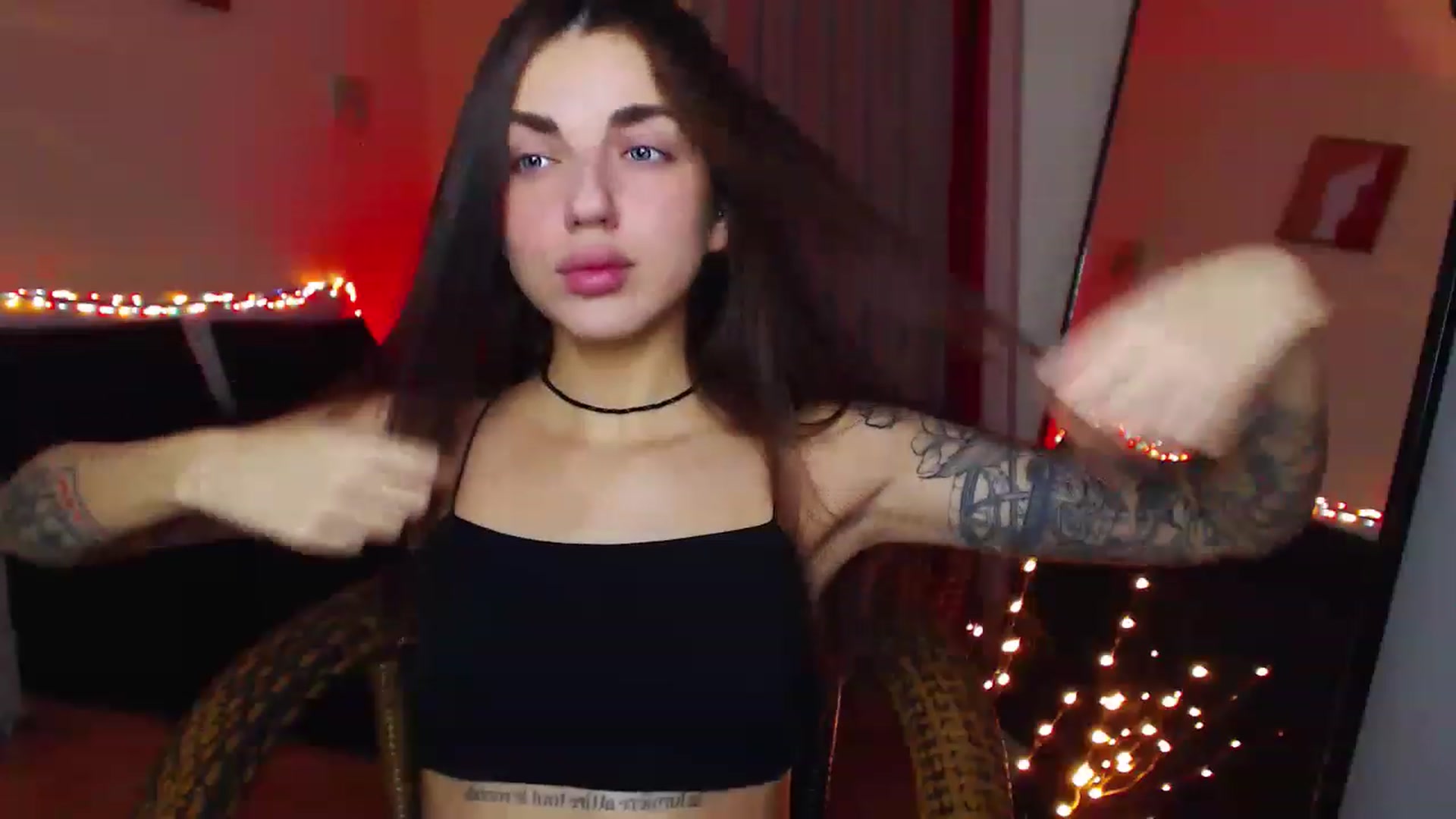 Gallery image thumbnail from Lumiere_Fleur's myfreecams stream on, 12/24/2022, 20:17 image 2 of 20