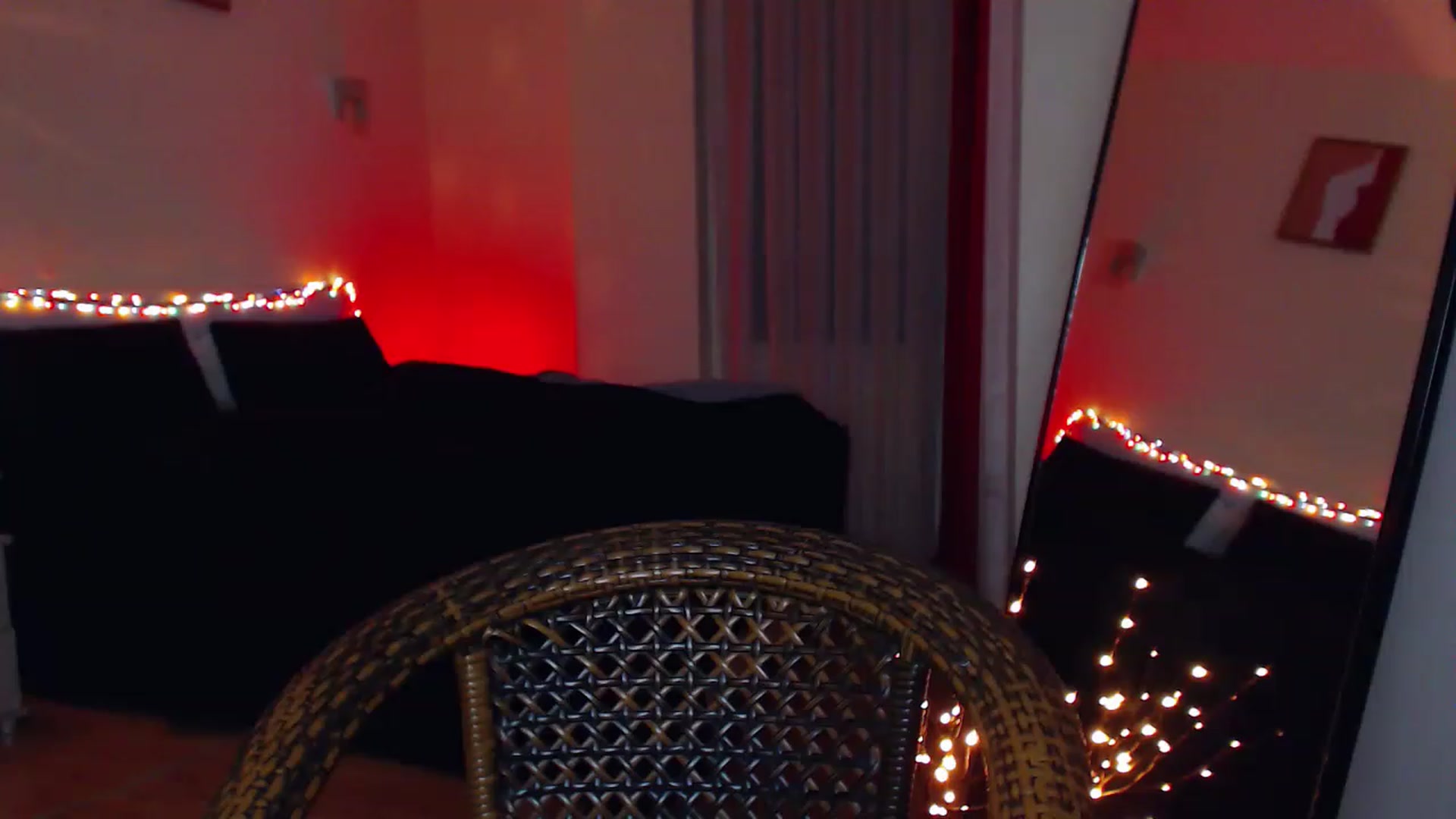 Gallery image thumbnail from Lumiere_Fleur's myfreecams stream on, 12/24/2022, 20:17 image 7 of 20