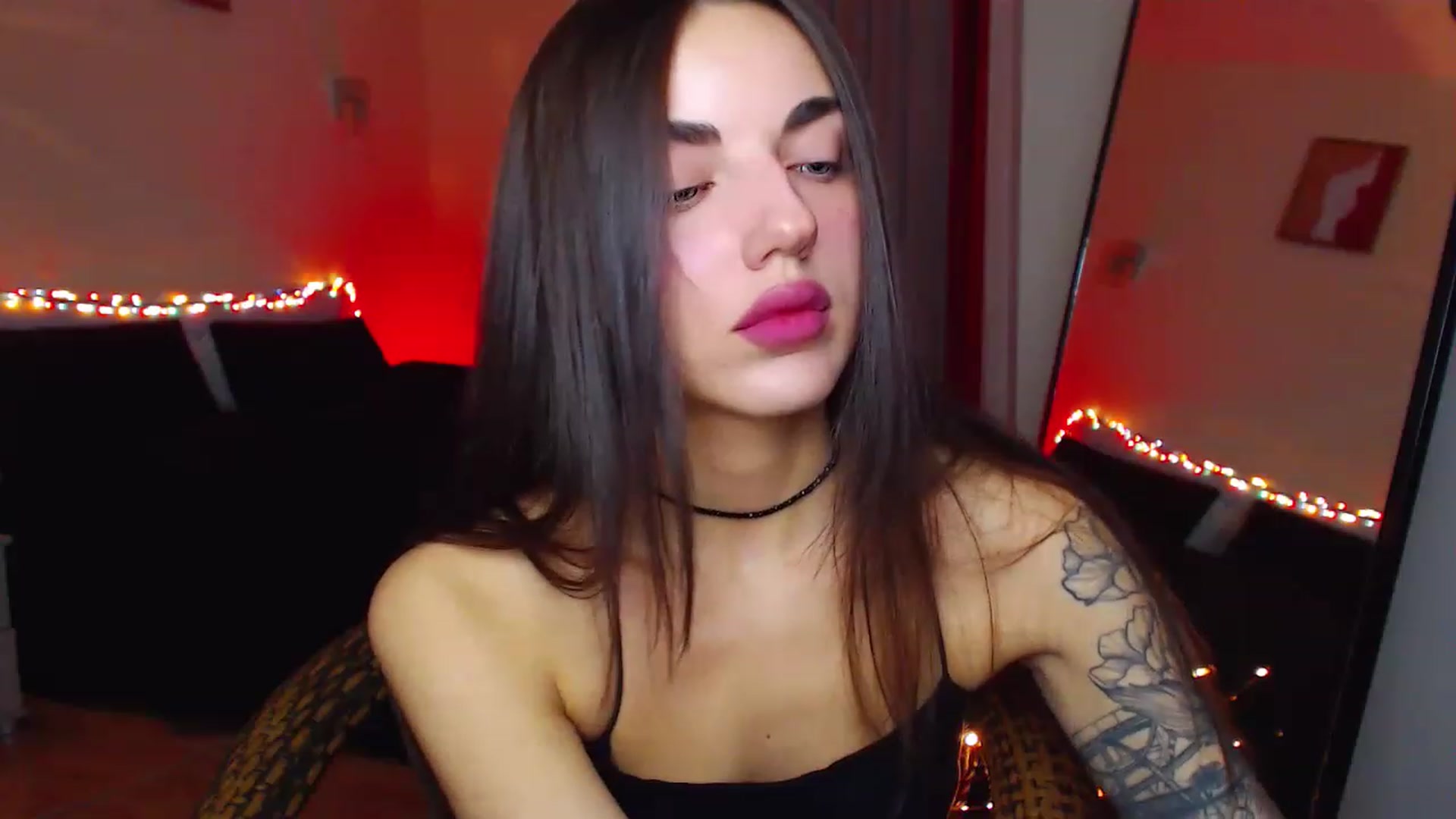 Gallery image thumbnail from Lumiere_Fleur's myfreecams stream on, 12/24/2022, 20:17 image 15 of 20