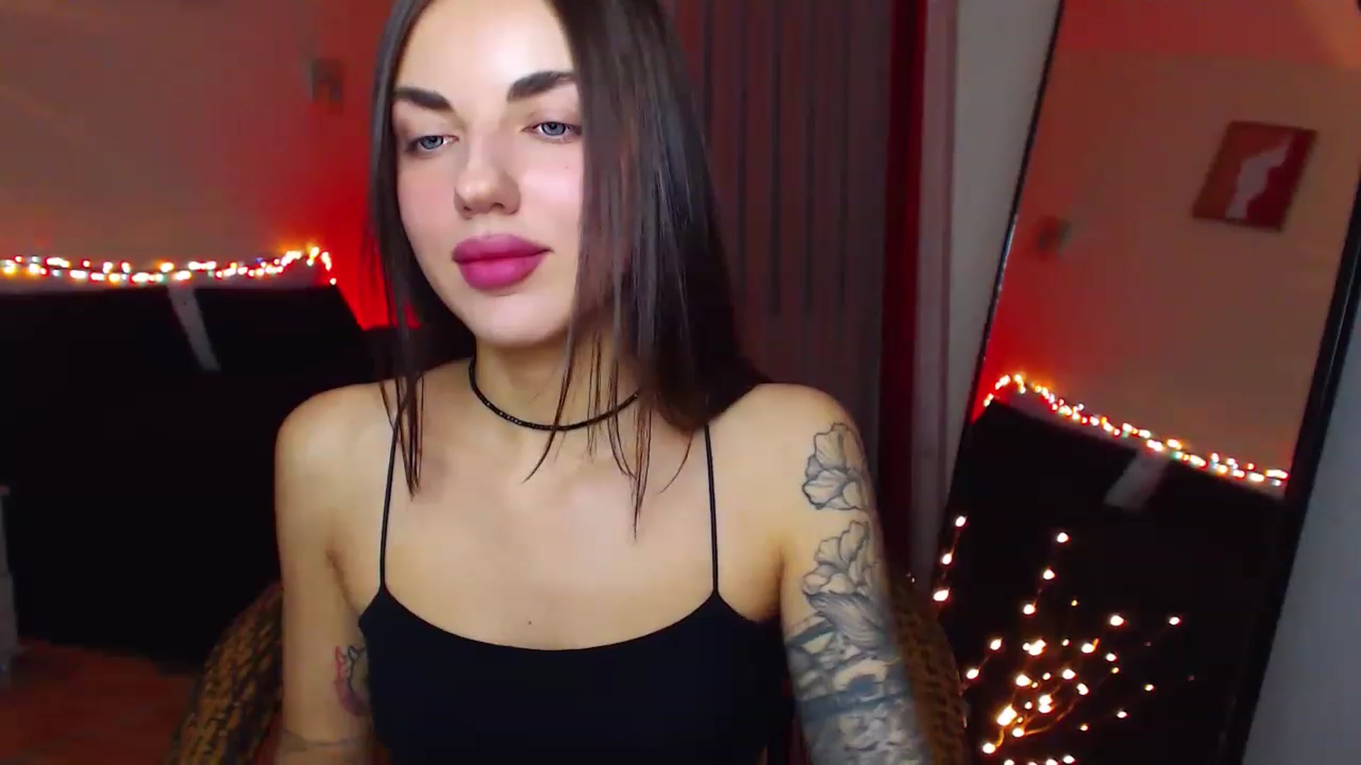 Gallery image thumbnail from Lumiere_Fleur's myfreecams stream on, 12/24/2022, 21:04 image 20 of 20