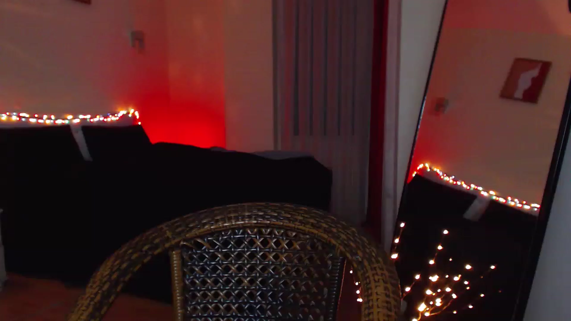 Gallery image thumbnail from Lumiere_Fleur's myfreecams stream on, 12/24/2022, 21:04 image 6 of 20