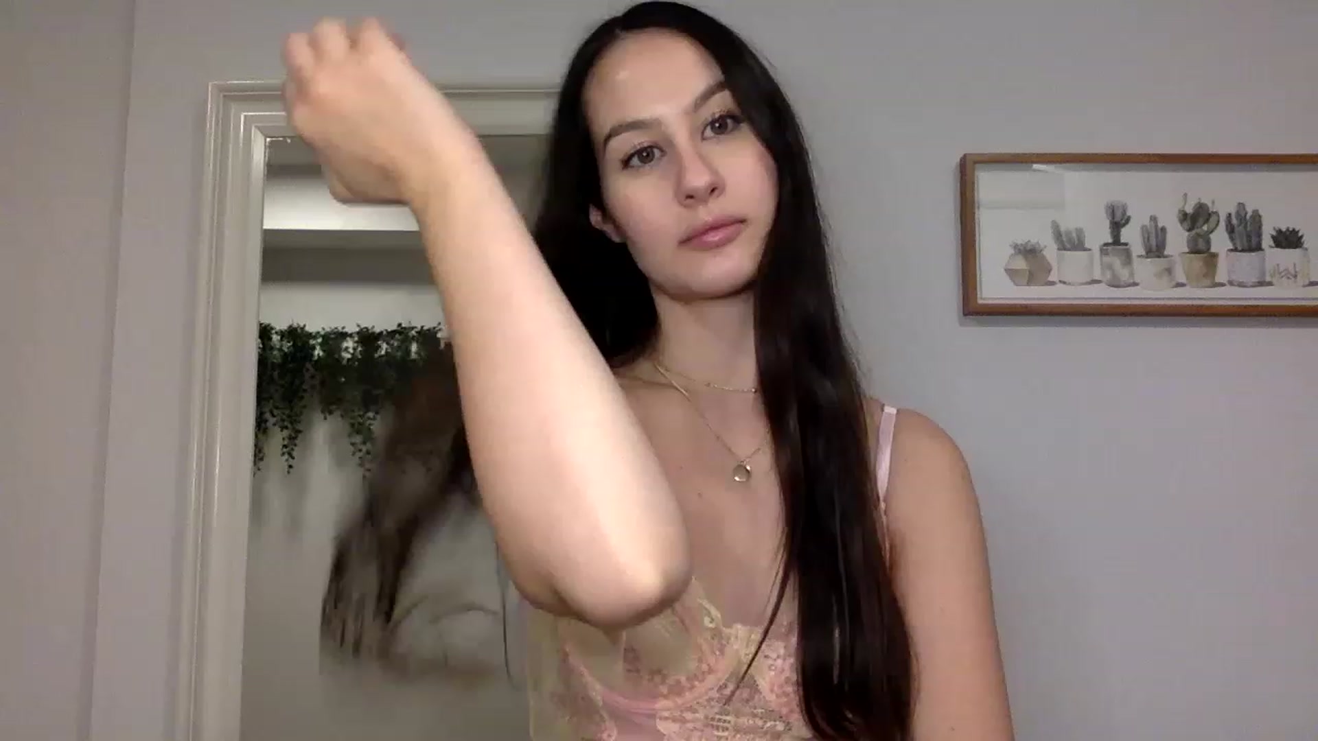 Gallery image thumbnail from LunaBanana's myfreecams stream on, 12/09/2022, 02:02 image 1 of 20