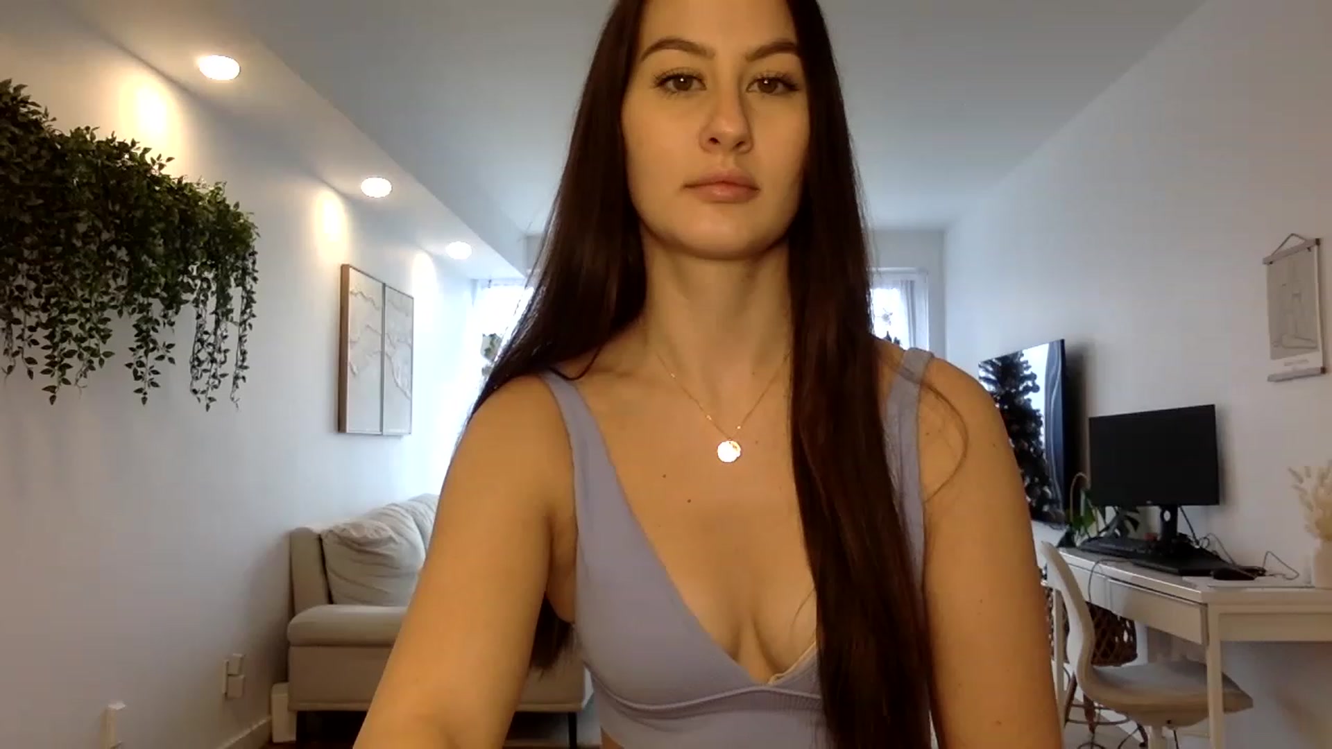Gallery image thumbnail from LunaBanana's myfreecams stream on, 12/11/2022, 18:25 image 9 of 20