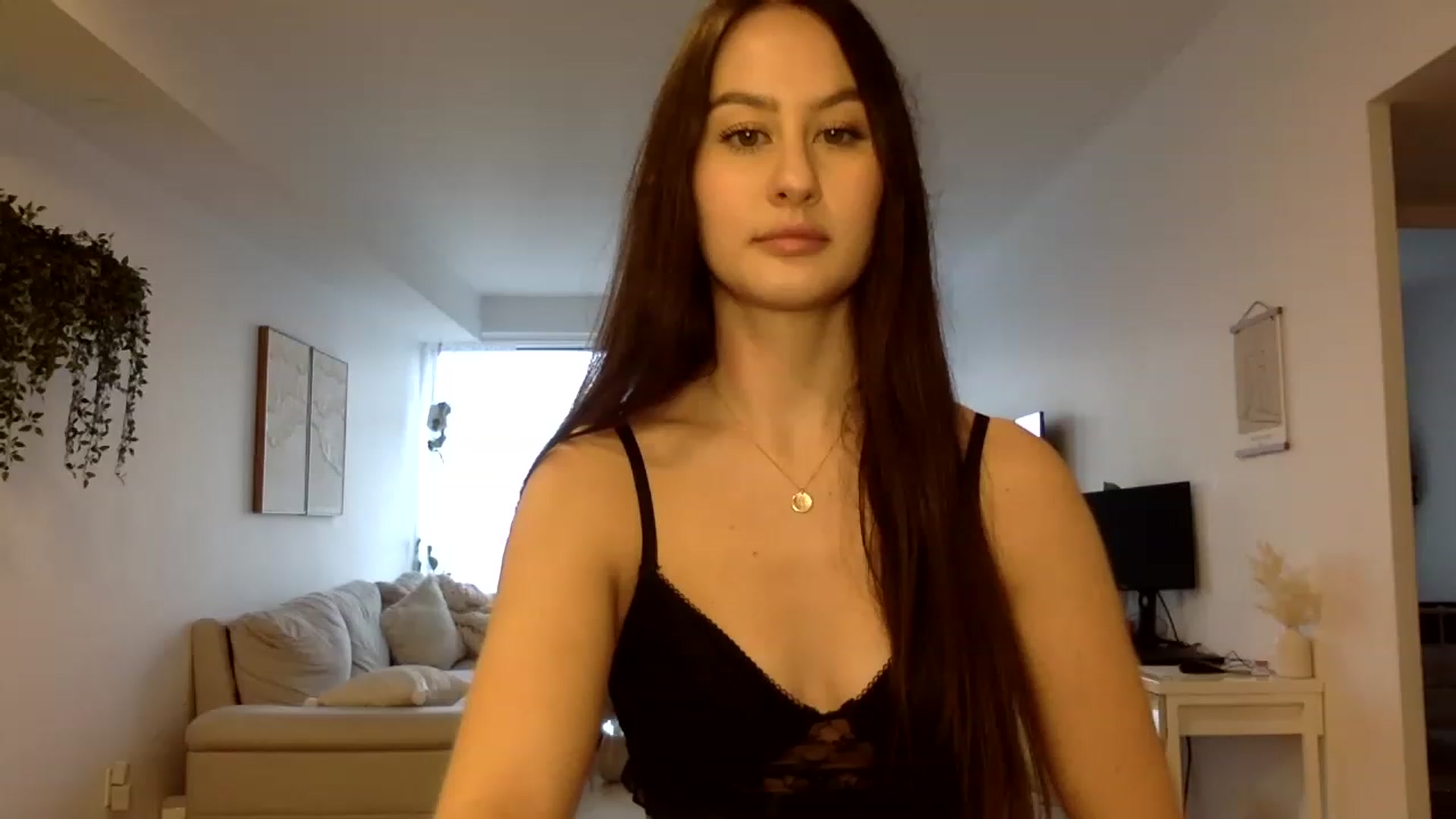 Gallery image thumbnail from LunaBanana's myfreecams stream on, 12/31/2022, 19:48 image 13 of 20